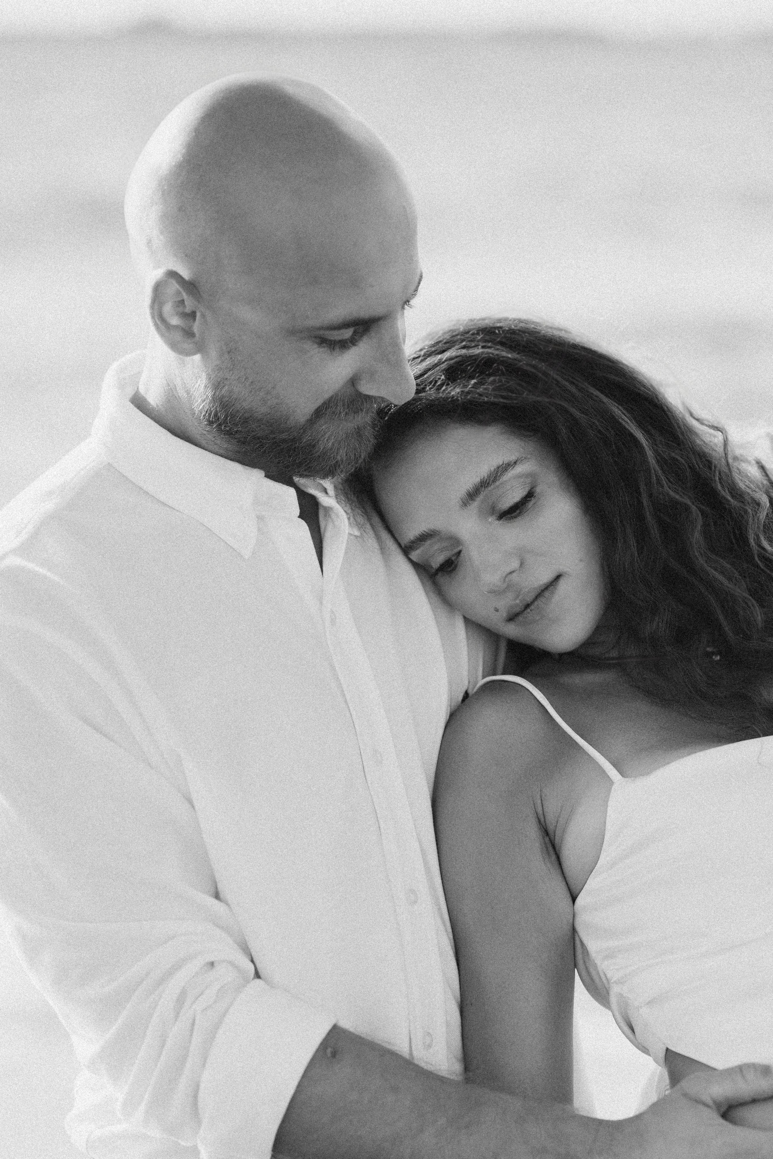 Small wedding photoshoot. Professional photographer in Cyprus Katerina Stepanchenko