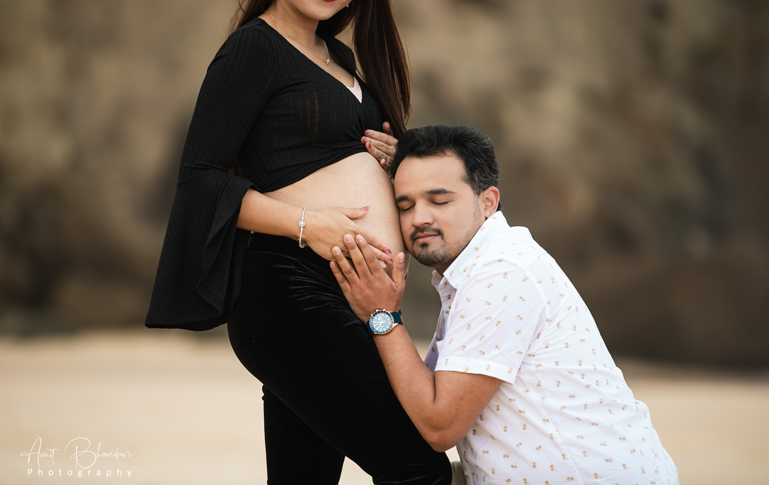 Outdoor Maternity Photoshoot. Freelance Photographer in Newcastle & Central Coast