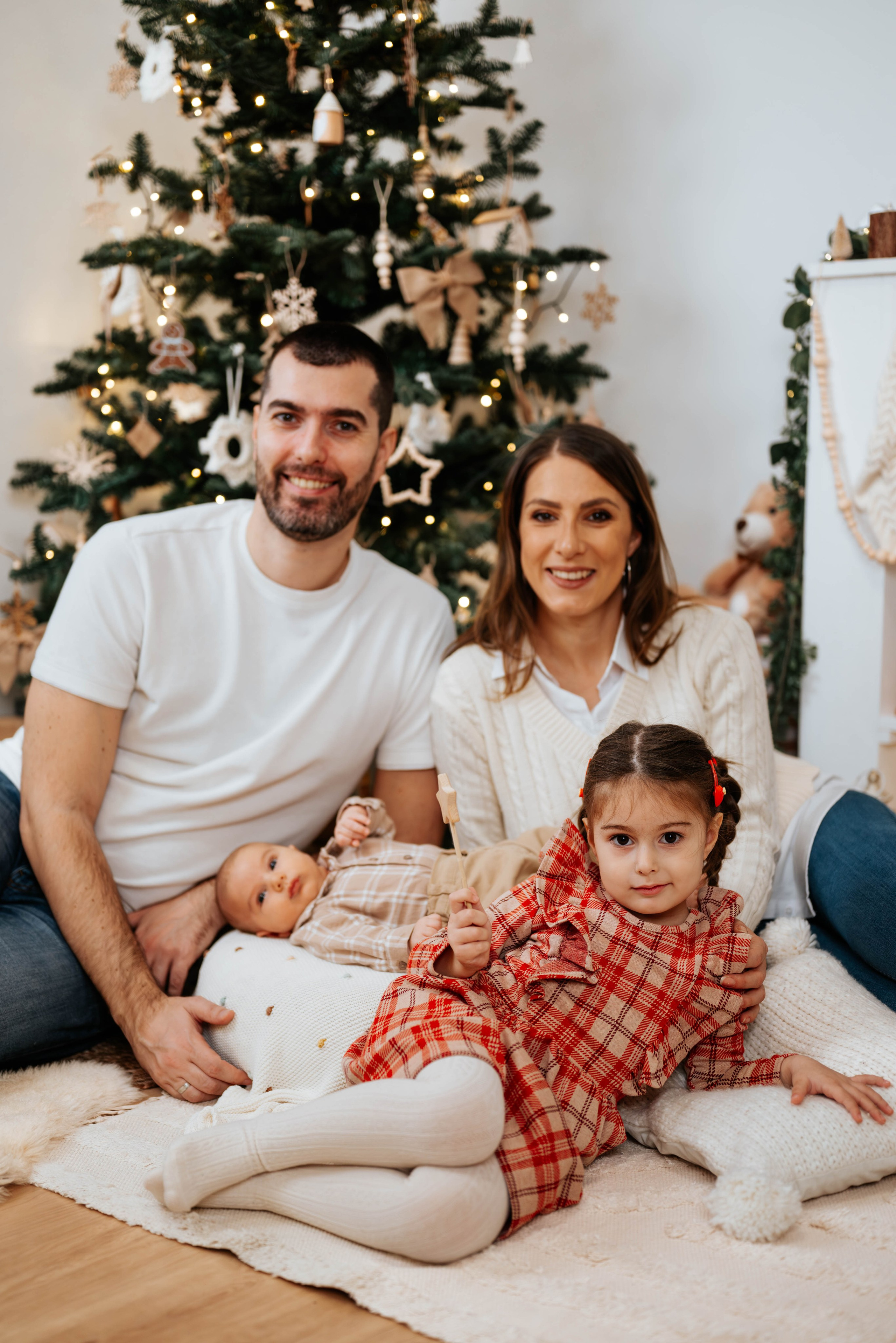 Radosavljevići - novogodišnje fotografisanje. Dečiji i porodični fotograf