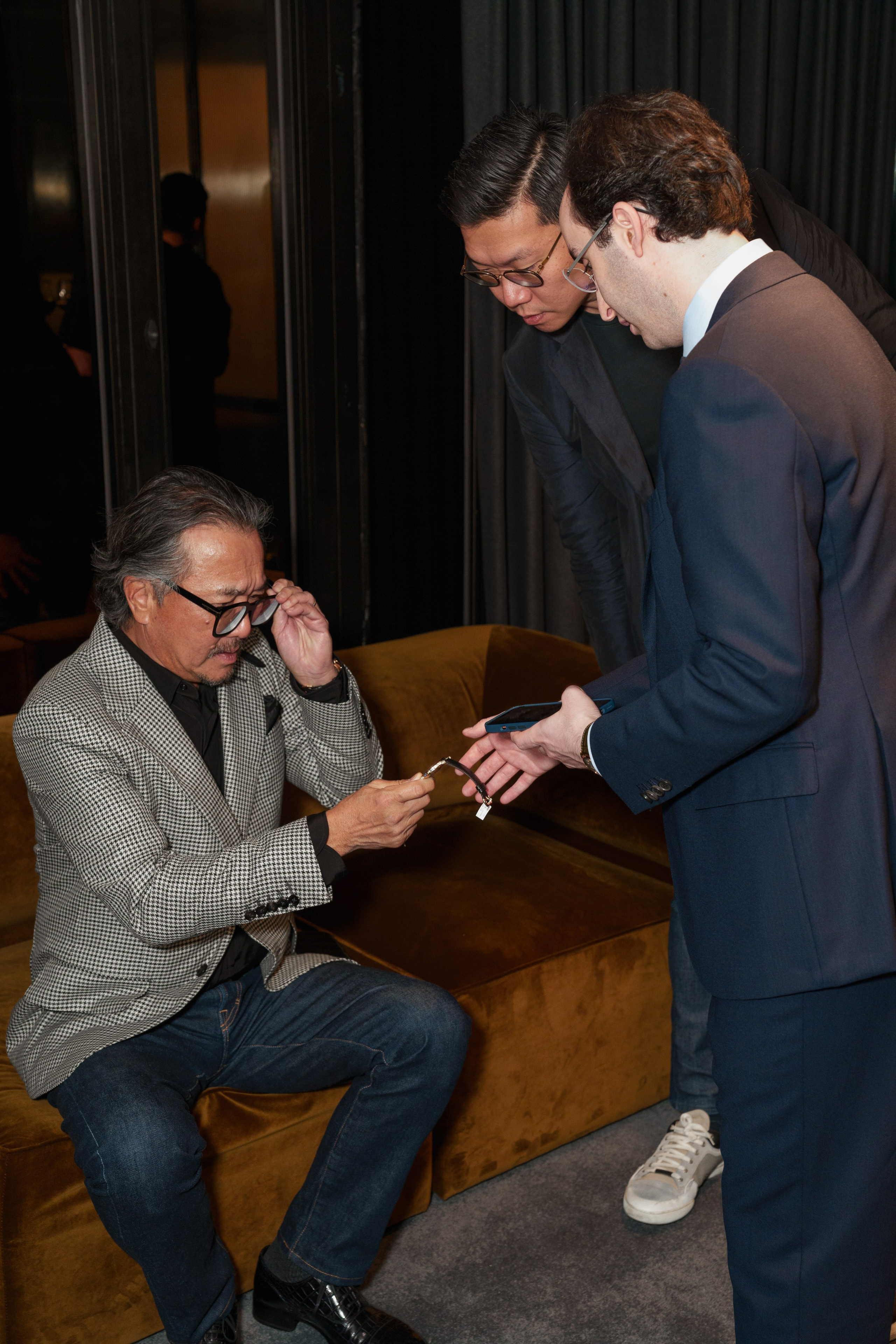 WATCHBOX. ФОТОГРАФ В ГОНКОНГЕ (СВАДЬБЫ, FASHION, СЕМЕЙНЫЕ, МЕРОПРИЯТИЯ, ФОТОПРОГУЛКИ)