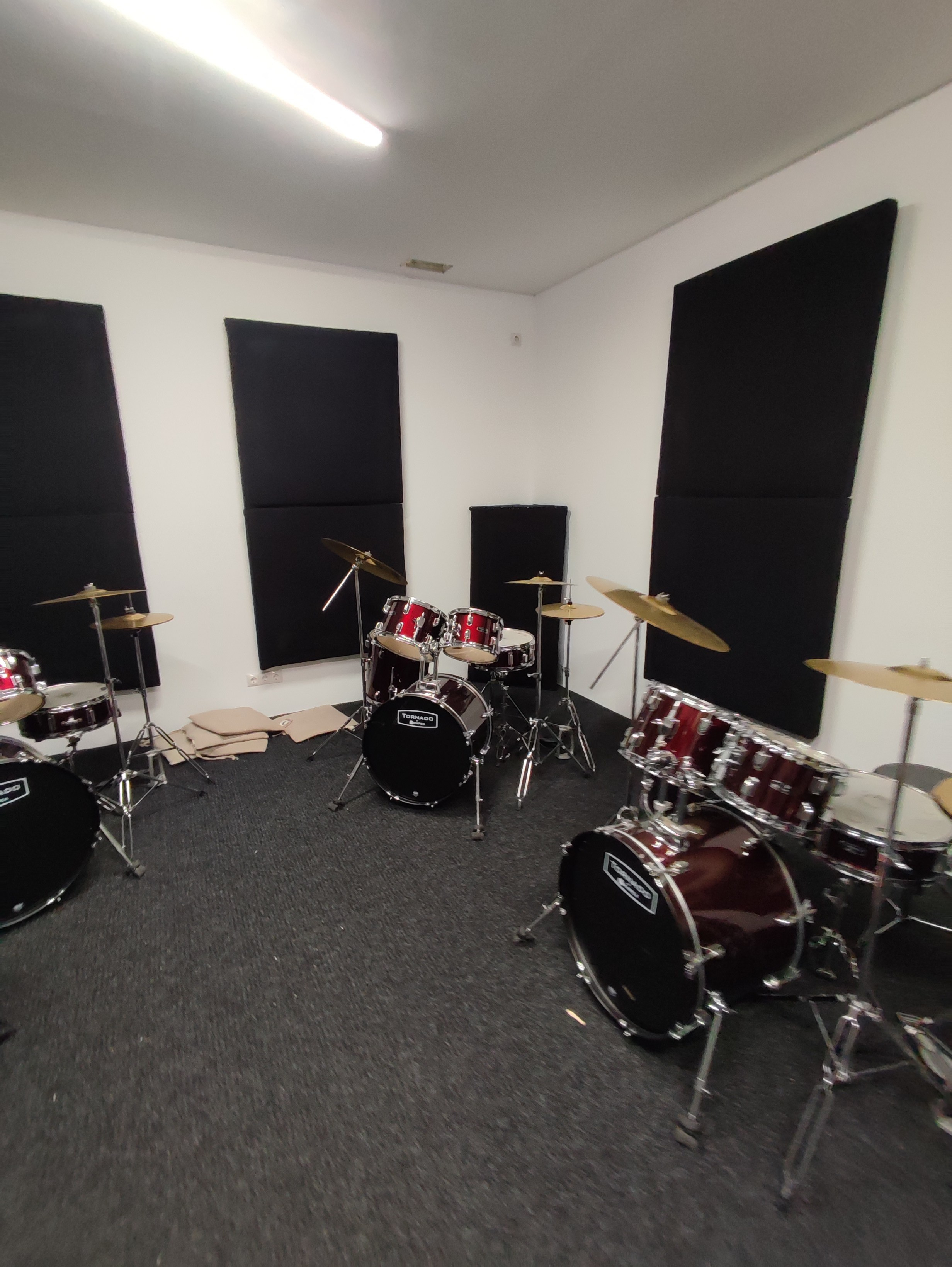 Proyectos. Reformas integrales de pisos, baños y cocinas con aislamiento acústico en Barcelona | B22 Reforma