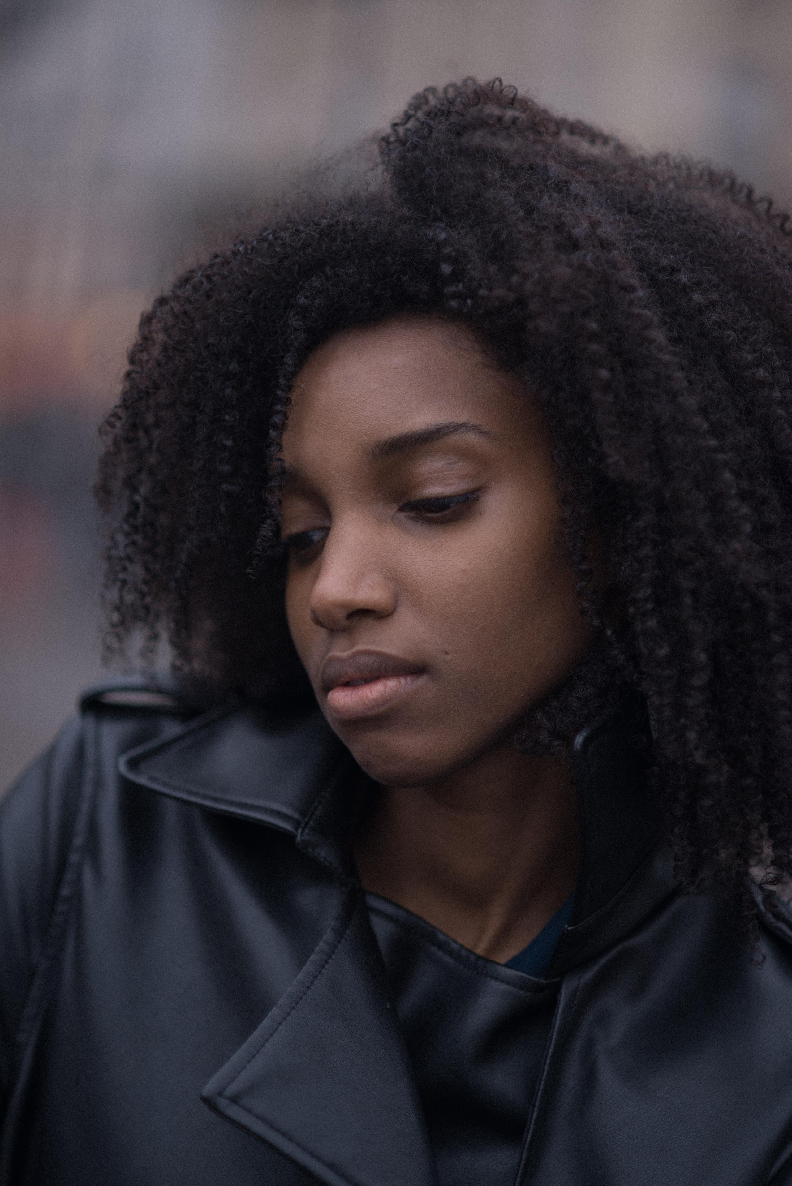 Photoshoot in Parisian style. Photographer in Luxembourg Tanita