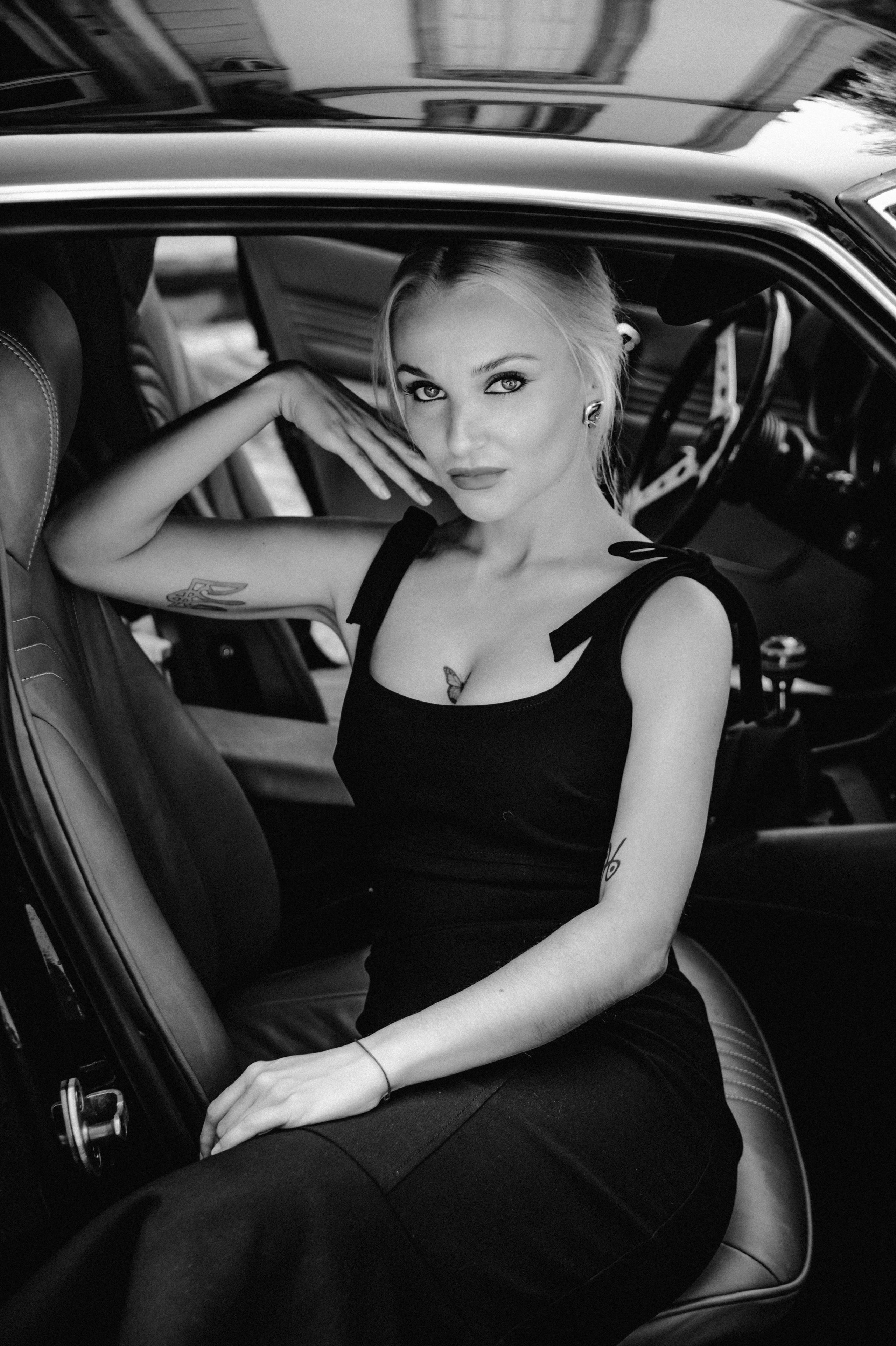 Photoshoot in vintage/retro style. Photographer in Luxembourg Tanita