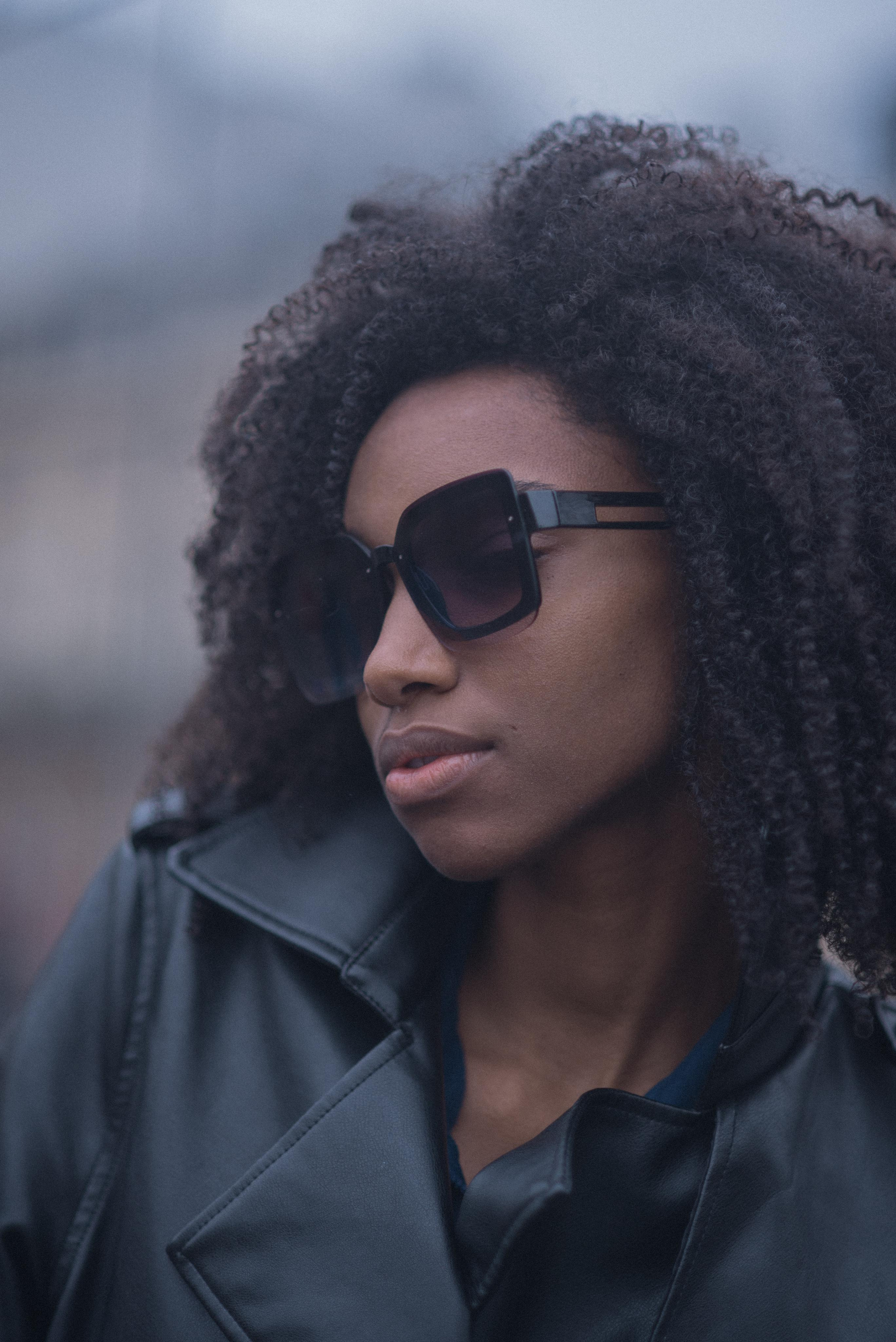 Photoshoot in Parisian style. Photographer in Luxembourg Tanita