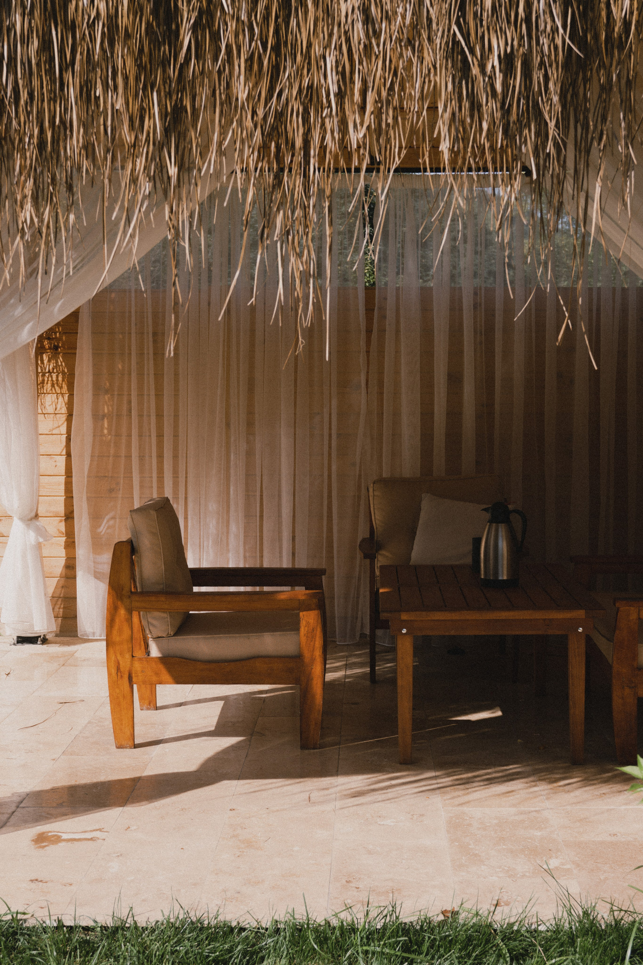 Dut Sapanca. Professional photographer and videographer specializing in filming hot