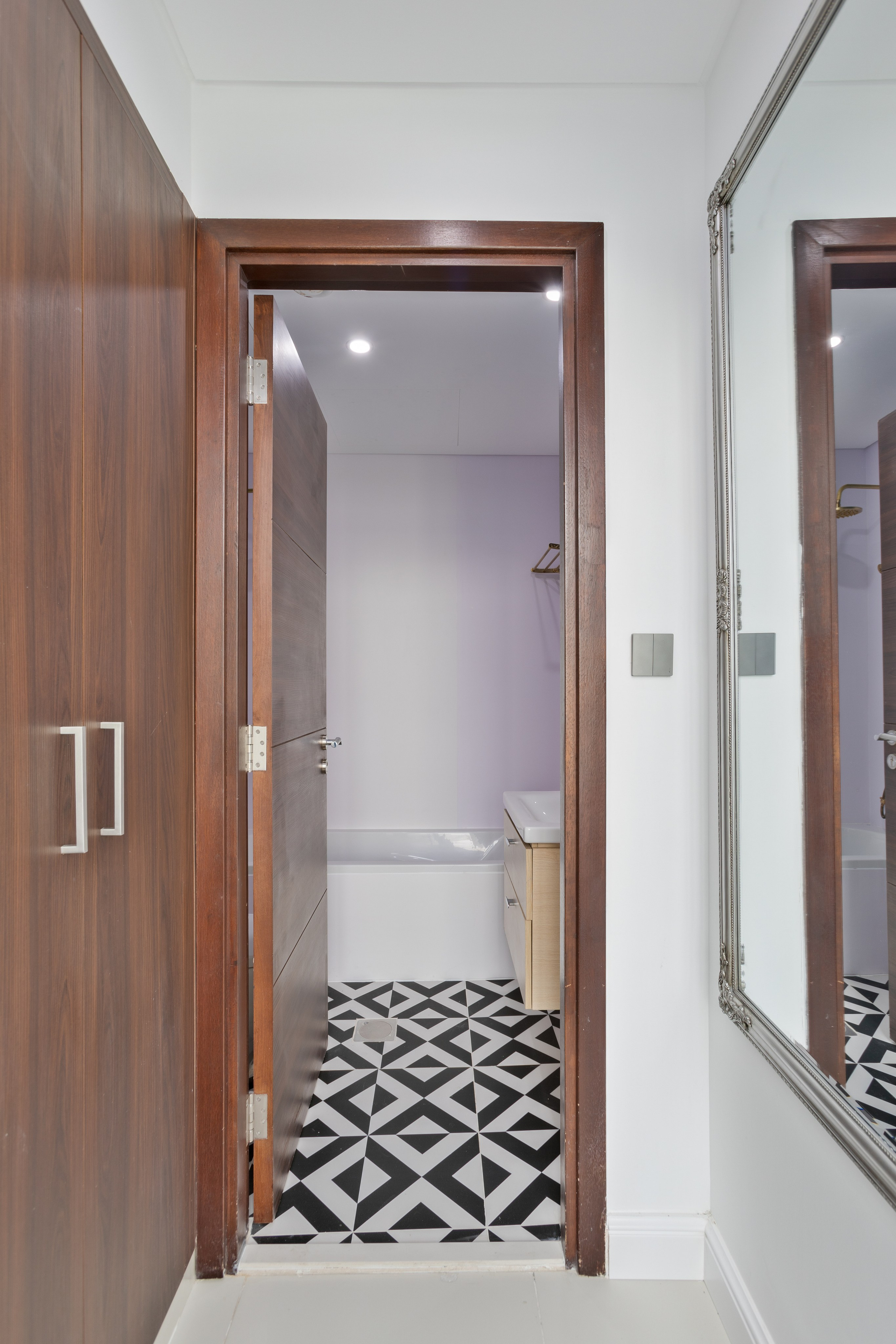 Pacifica Villa. Samy Mar Boy │Portrait, Automotive and Real Estate Photographer