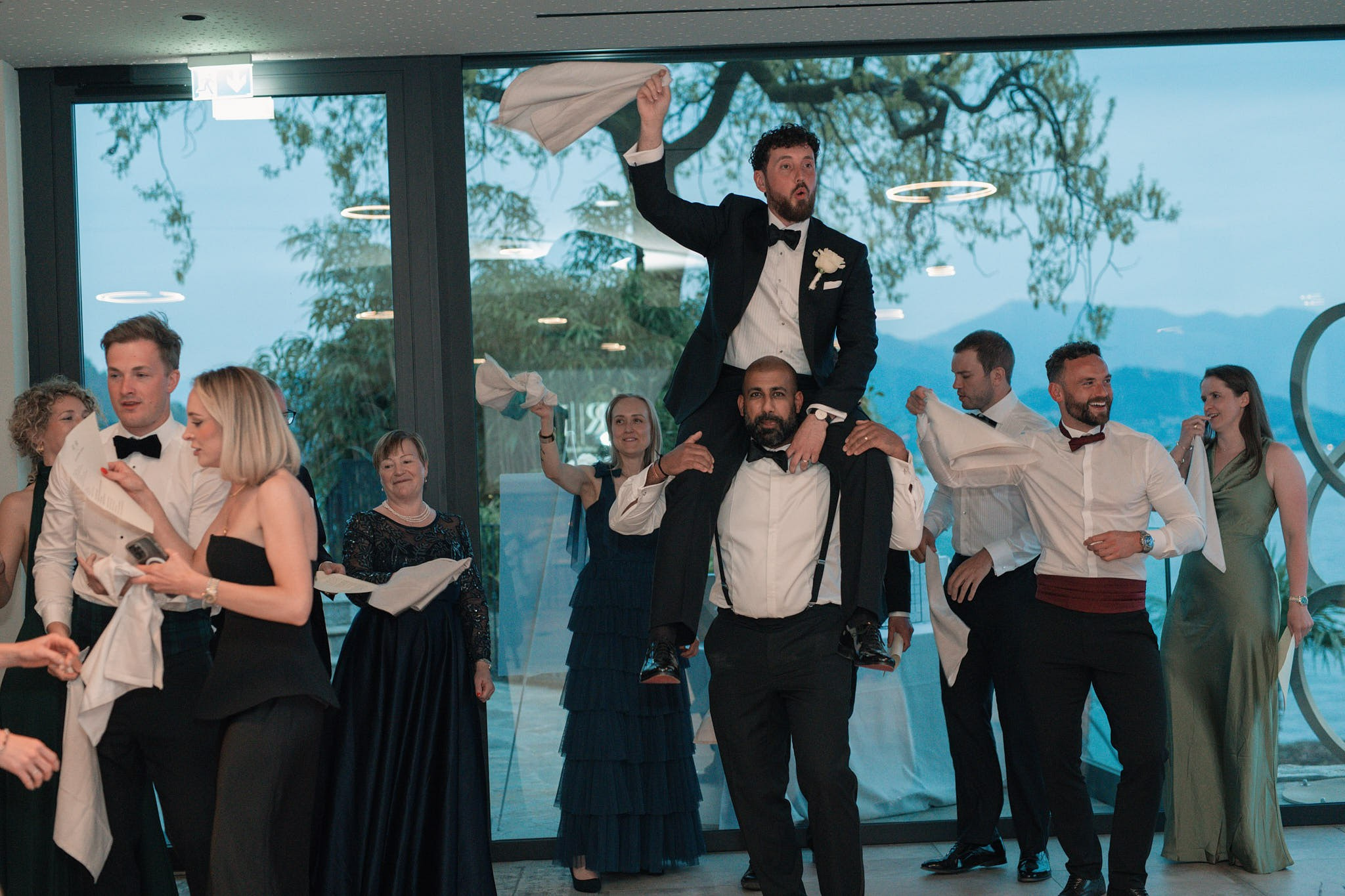 Roxie & Richard Wedding. Fotografo matrimonio Lago di Como Ferrari Media Production