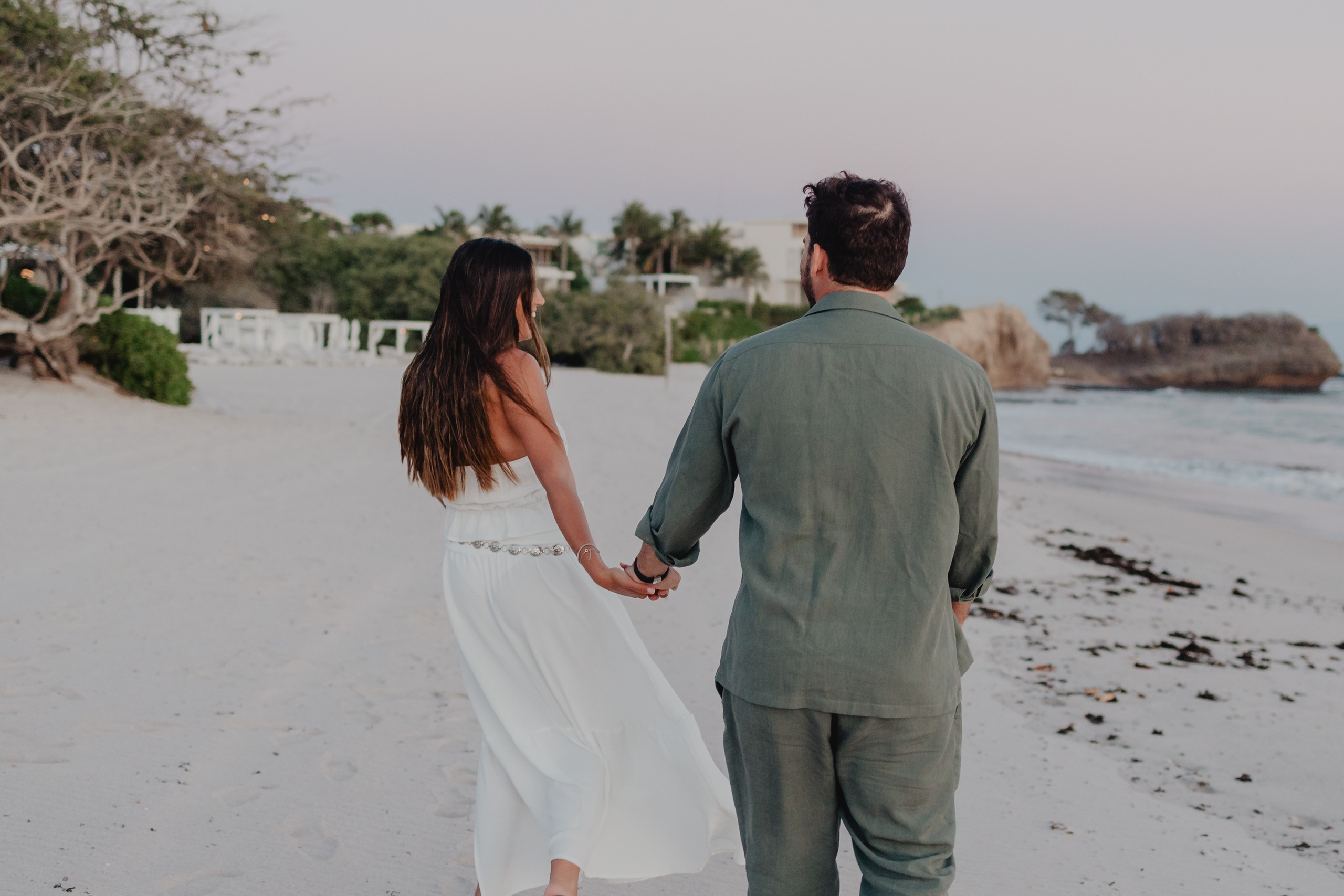Punta Mita Engagement Session: Love Framed by the Pacific