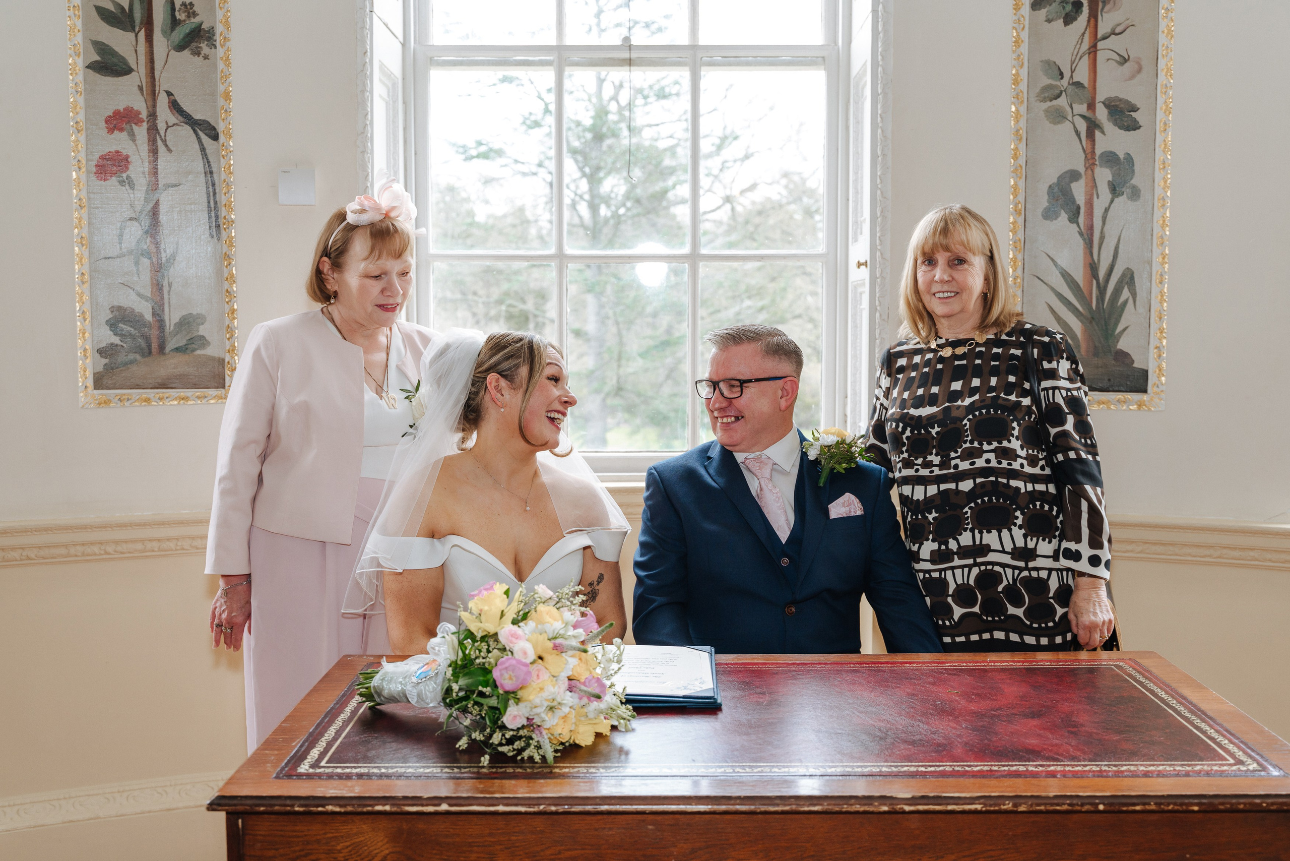 Luke and Nicola’s wedding at Danson House. Photographer in England Ekaterina Romanova