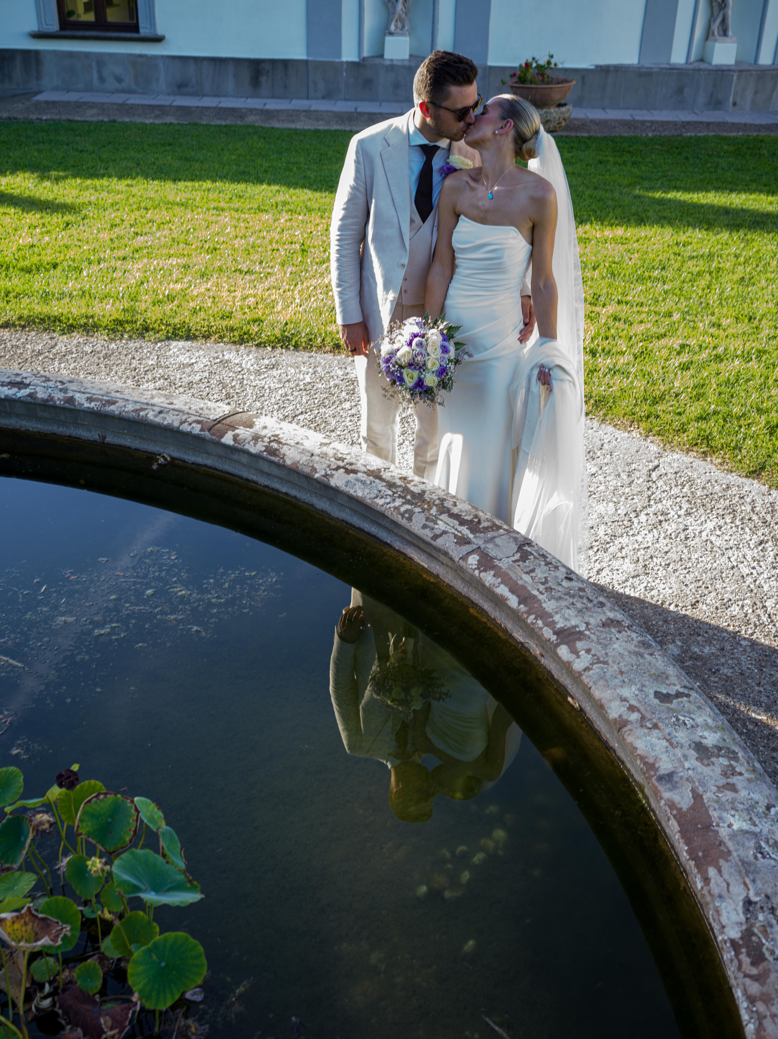 A cinematic wedding story captured in the Tuscan countryside.