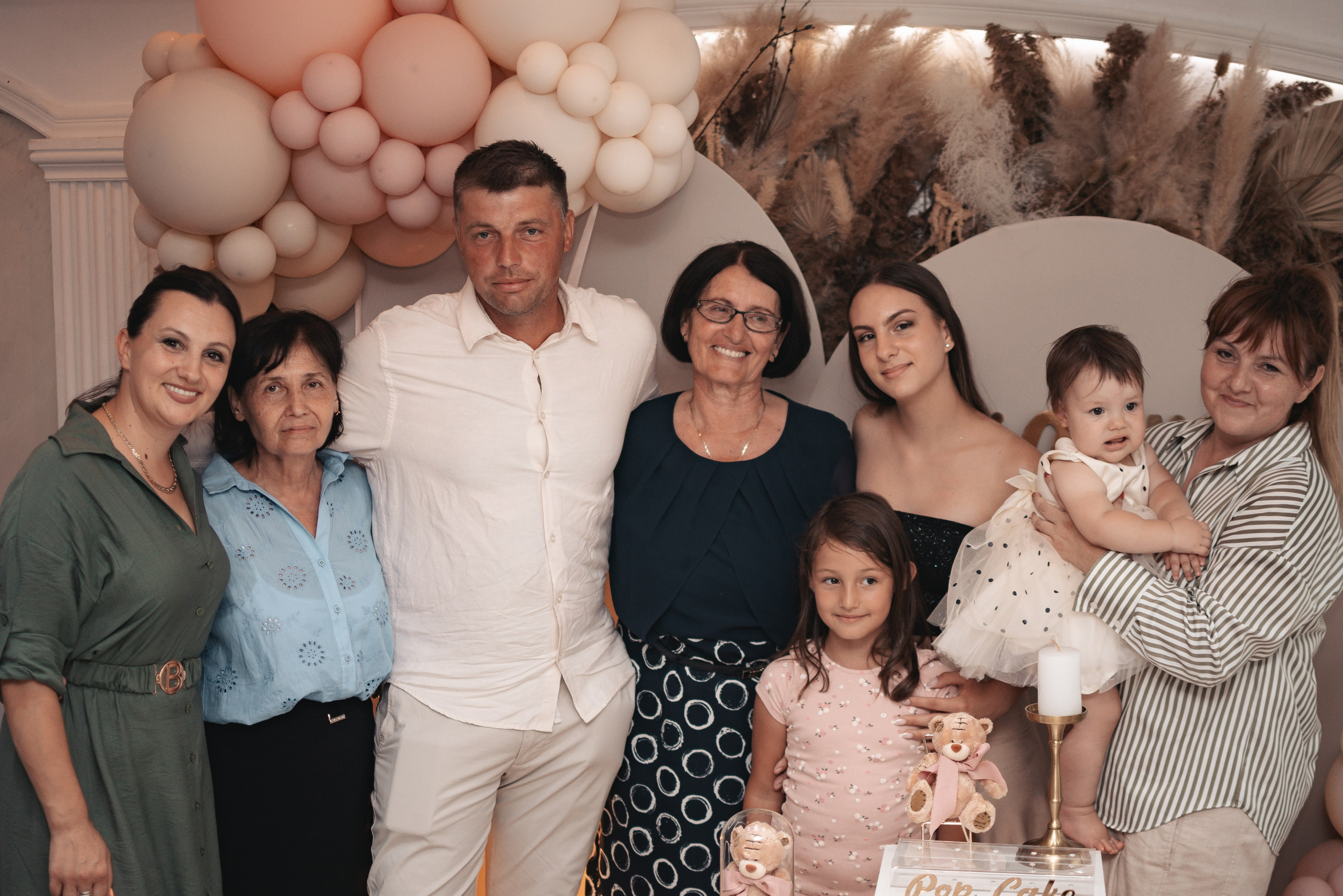 Isidora, rođendan. BambinaaPhotography