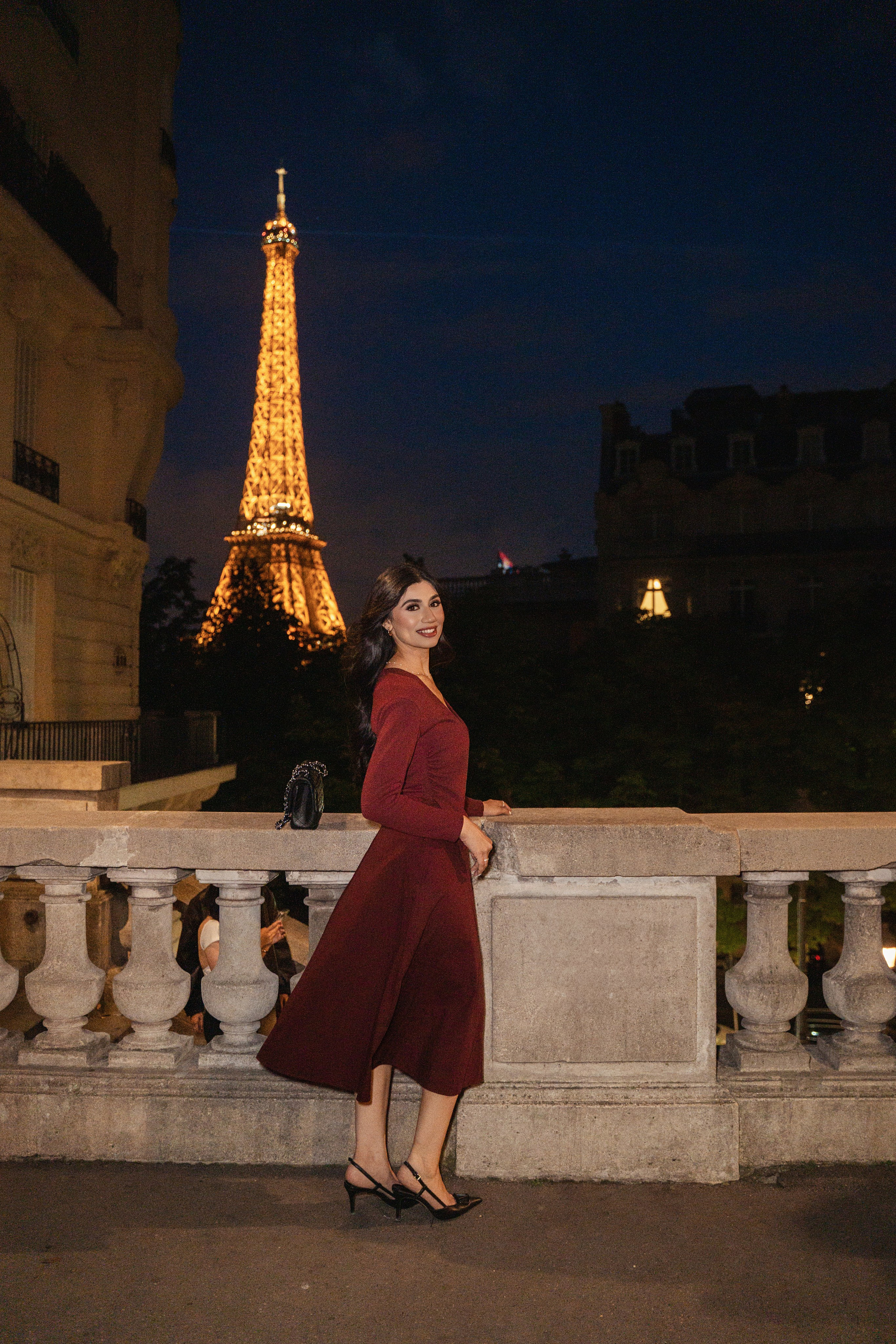 Naila (4 hours). Photographer in Paris|Solo and groups, portraits & content, couples photo-shoot in Paris at the best locations