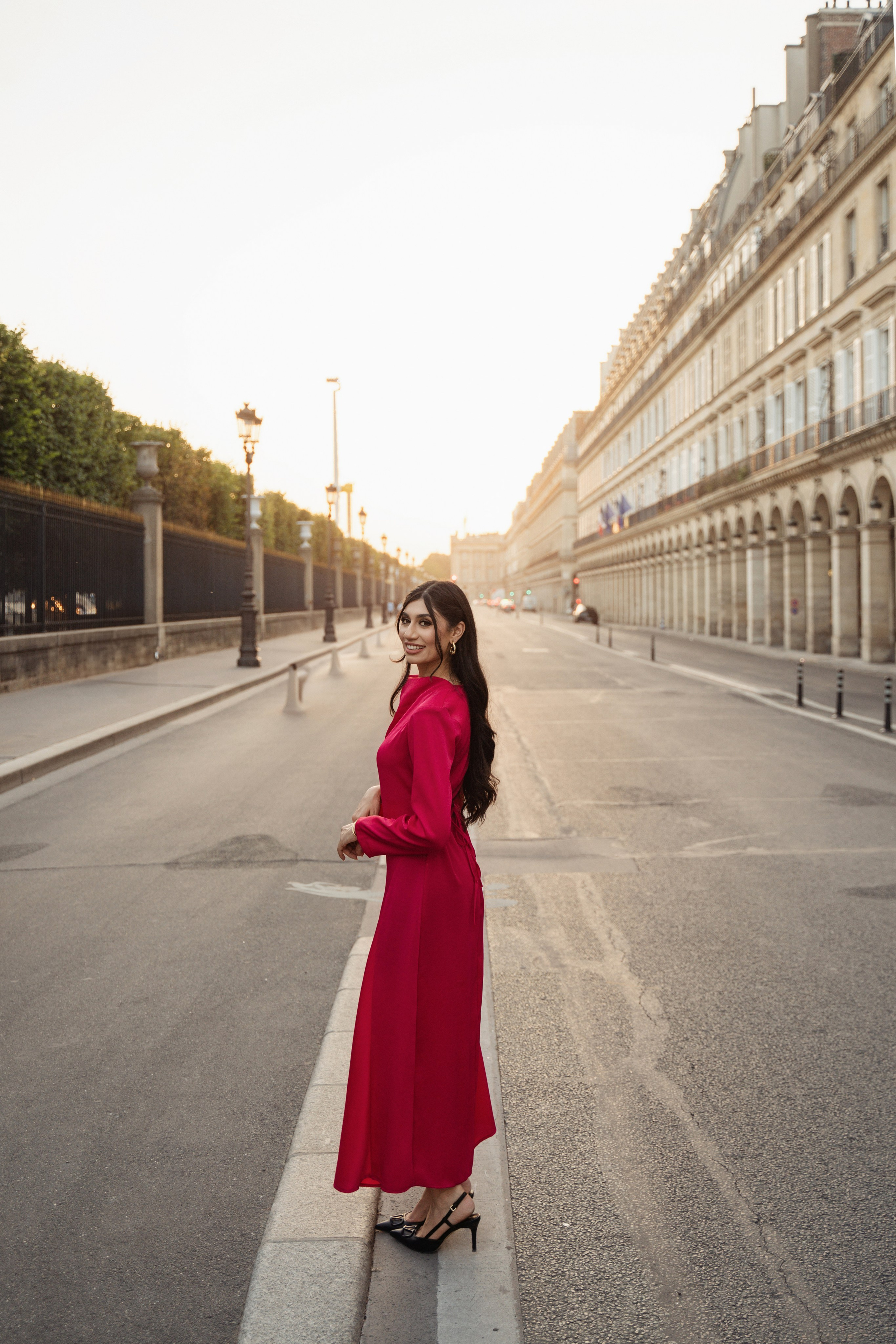Naila (4 hours). Photographer in Paris|Solo and groups, portraits & content, couples photo-shoot in Paris at the best locations
