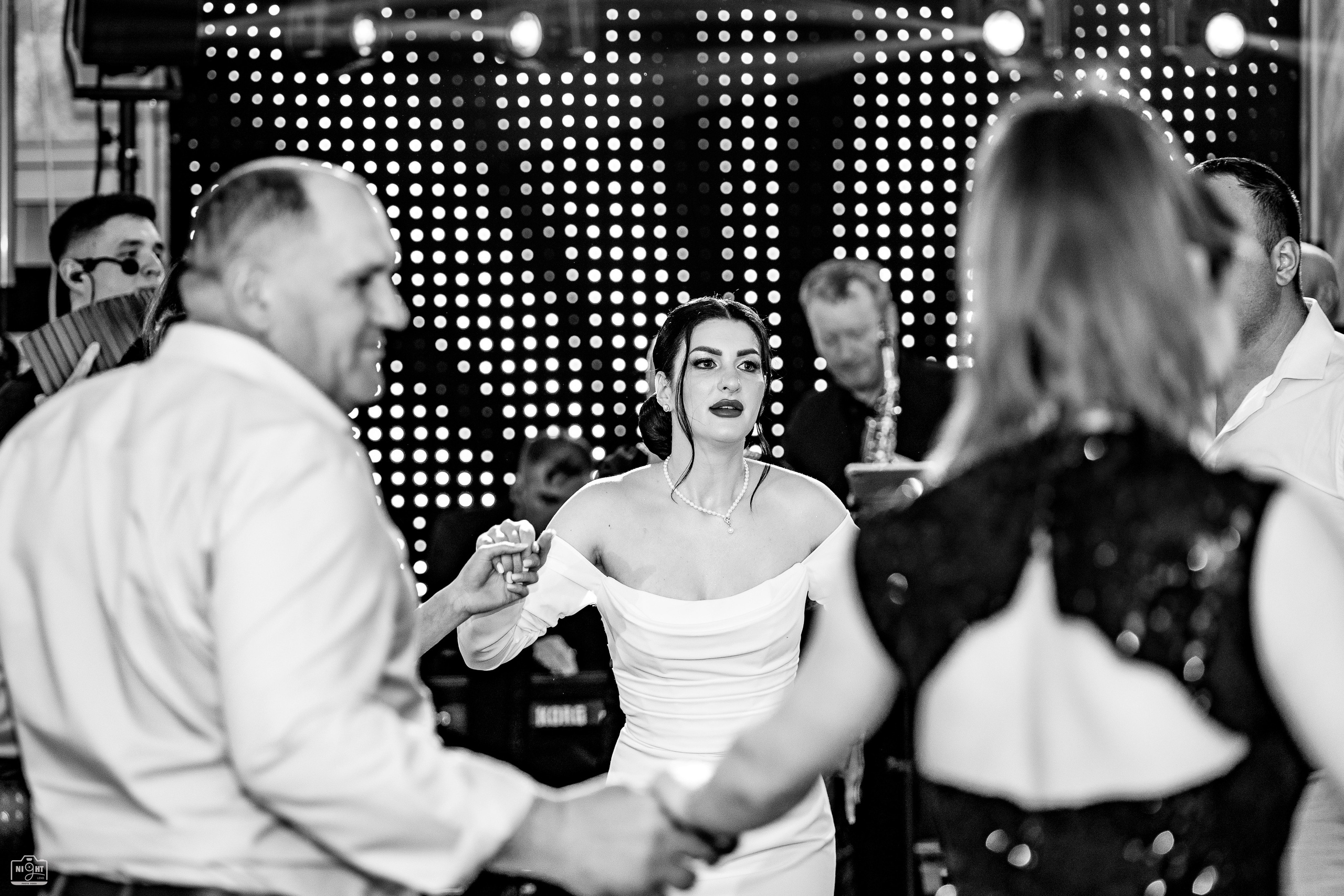 Nuntă Eugen & Roxana – Albume Foto-Video Profesionale | NIGHT LENS