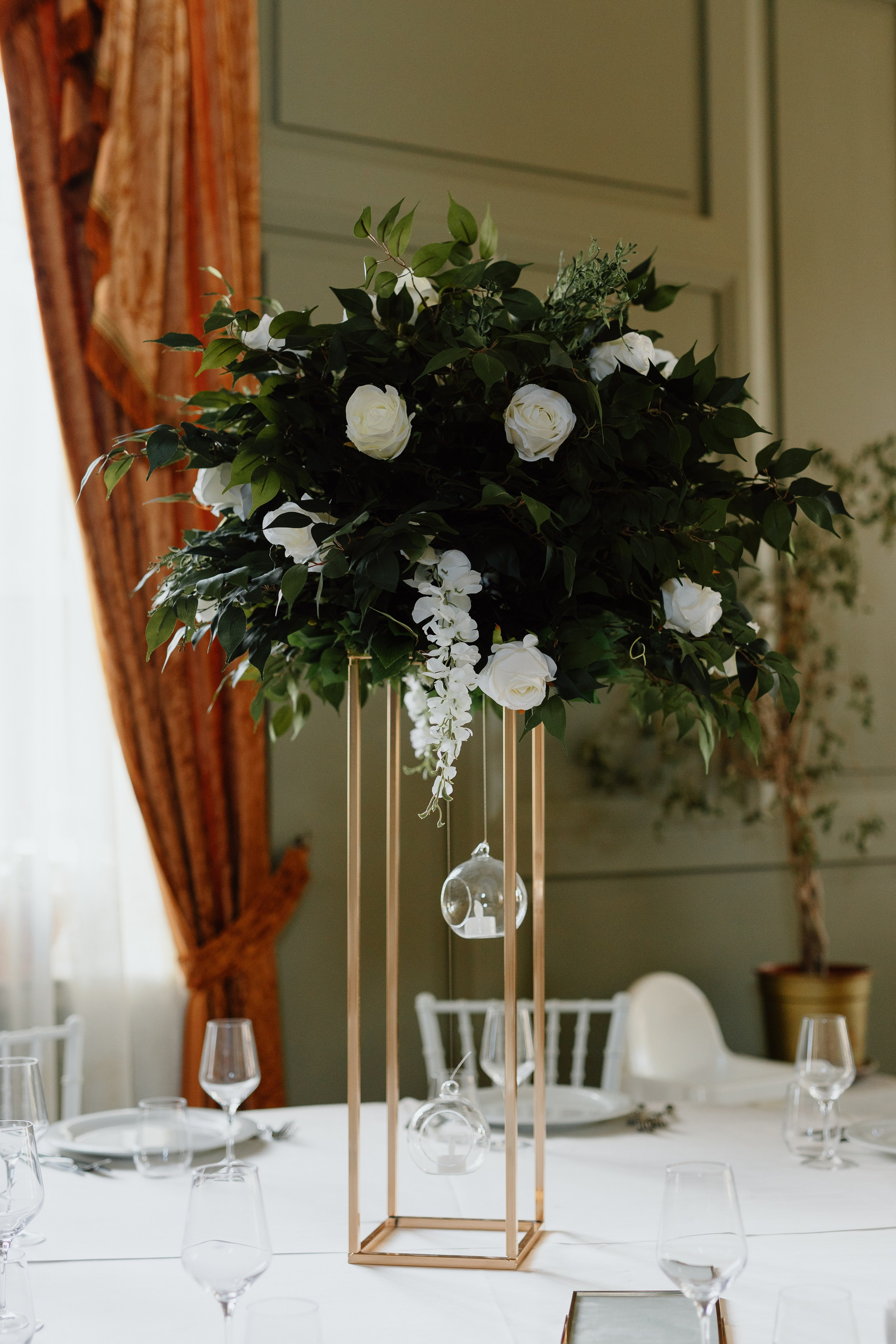 Nicoleta & Lucian. Main