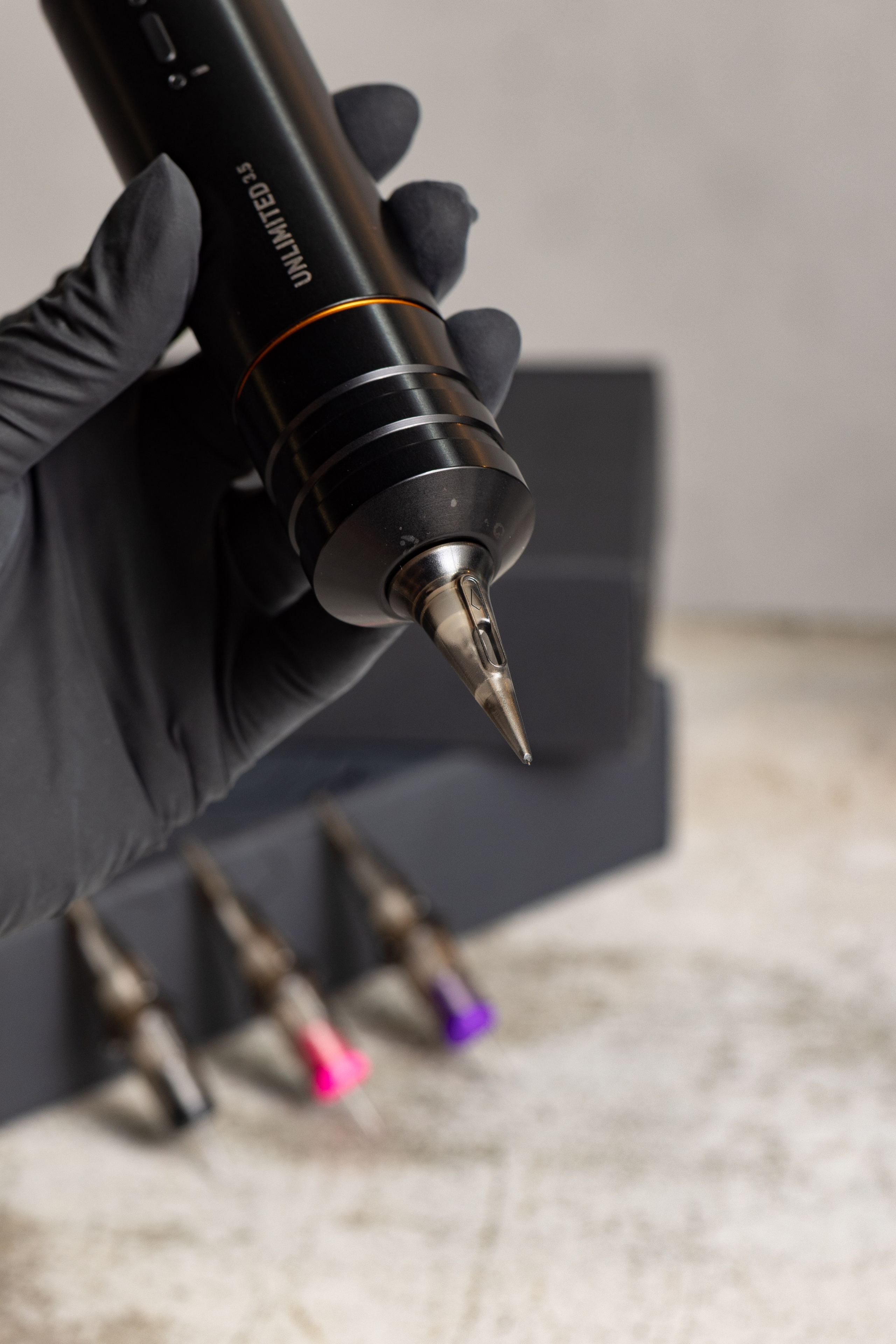 PIRANHA SUPPLIES. ESTUDIO DOZE