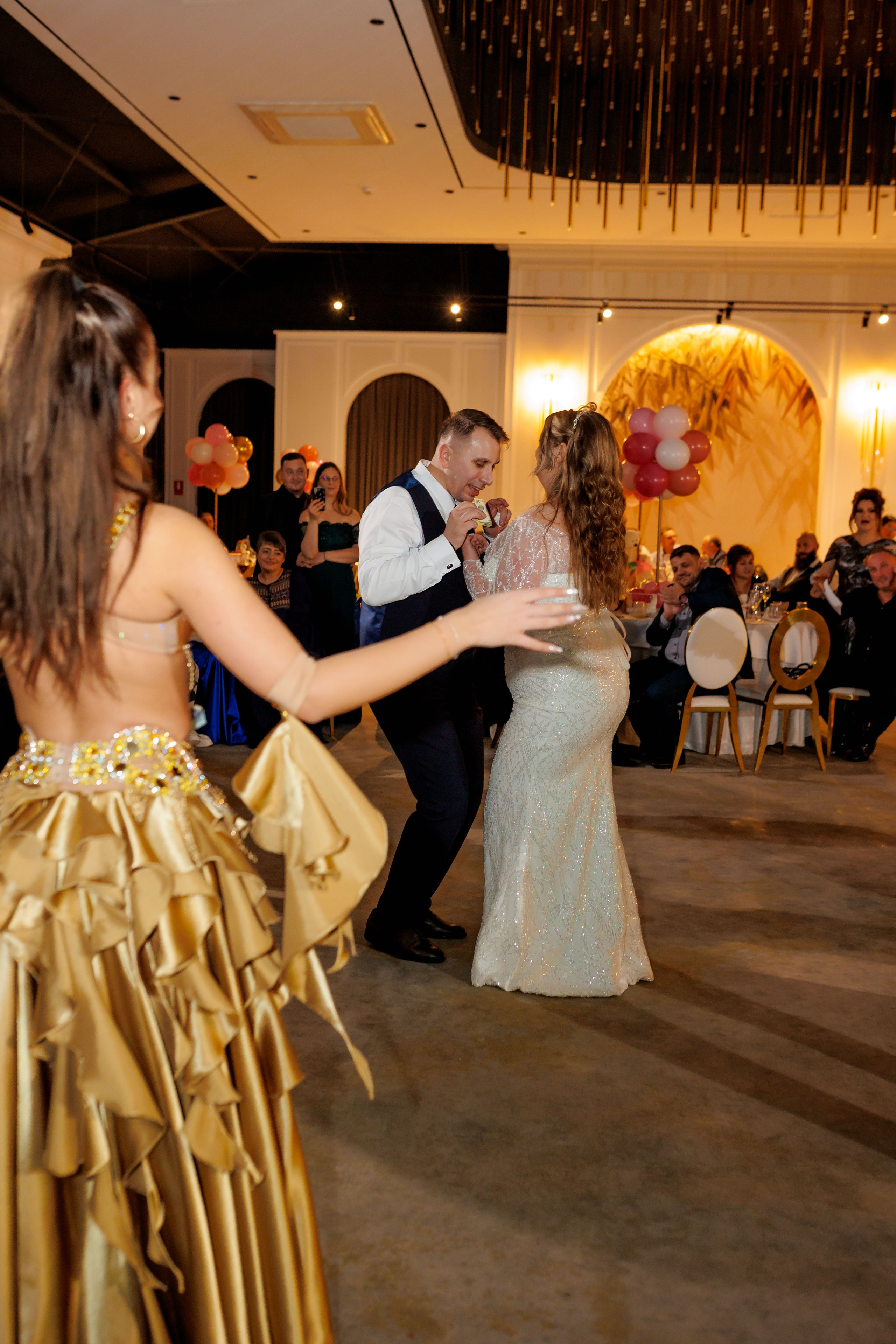 Povestea voastră, regizată de noi |Cristi Turculet Videograf Nuntă Suceava | wedding highlight. Servicii foto-video profesionale, pentru momente de neuitat