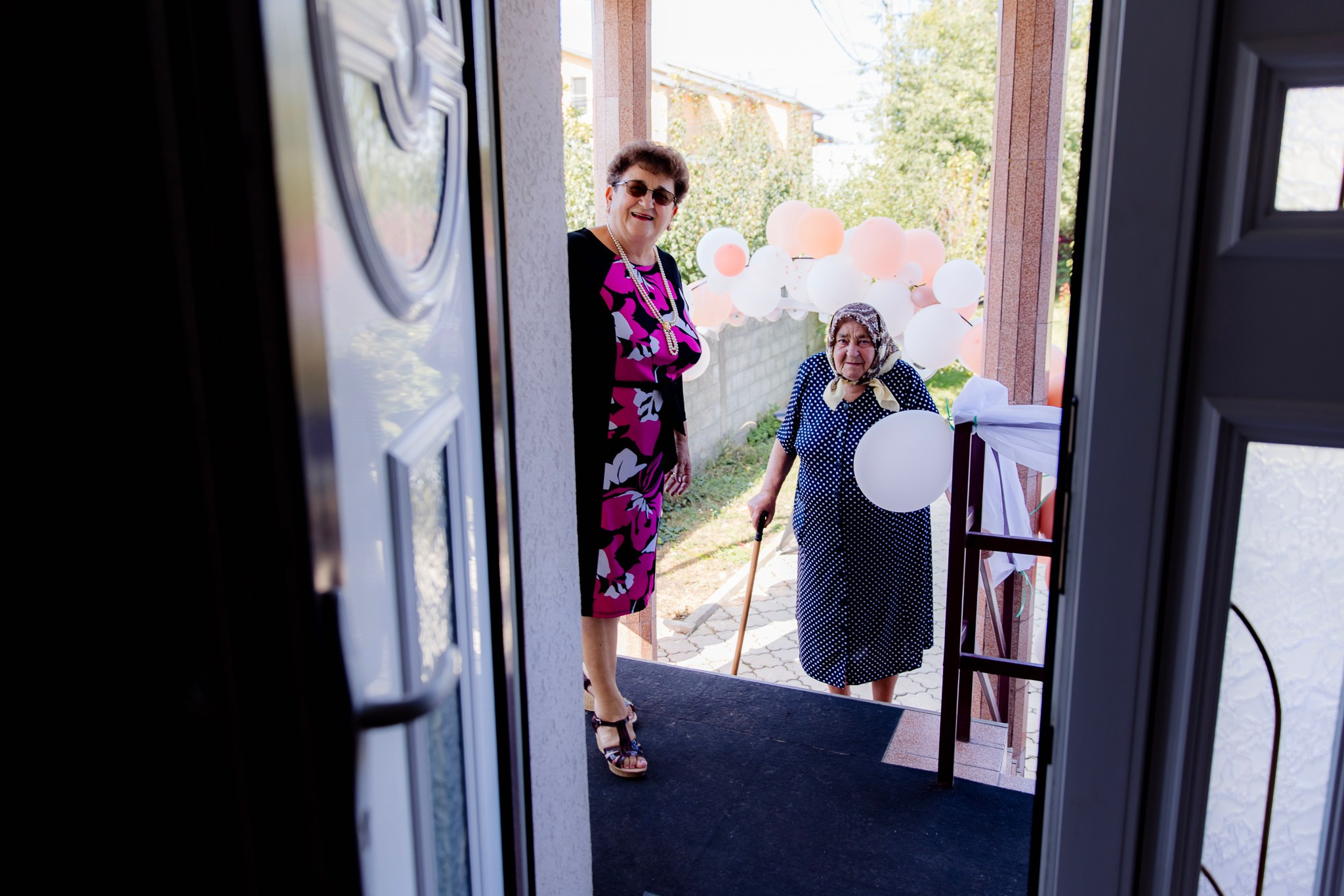 Mihai & Oana. Servicii foto-video profesionale, pentru momente de neuitat