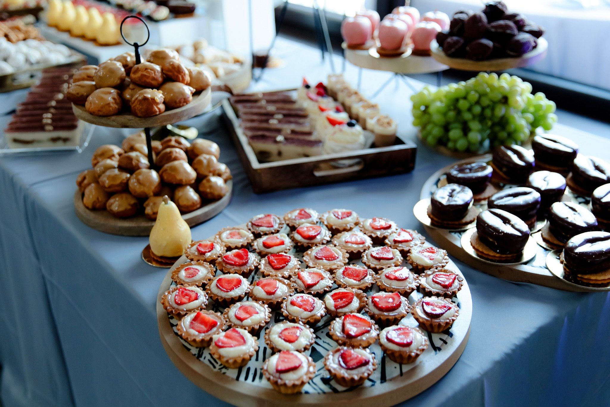 Ioana & Ionuț | Nuntă de poveste la Păstrăvăria Poiana din Mălini județul Suceava. Servicii foto-video profesionale, pentru momente de neuitat