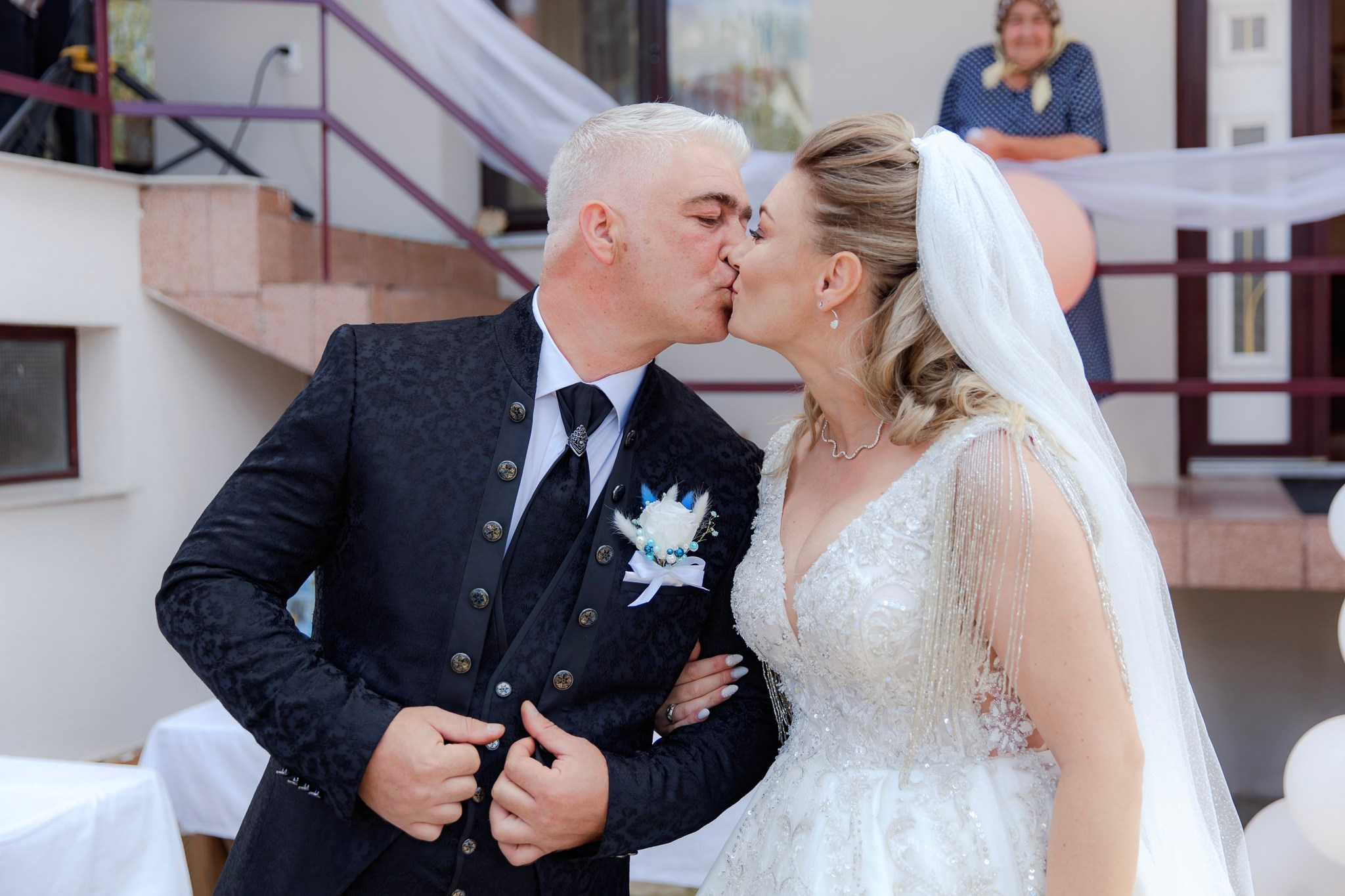 Mihai & Oana. Servicii foto-video profesionale, pentru momente de neuitat