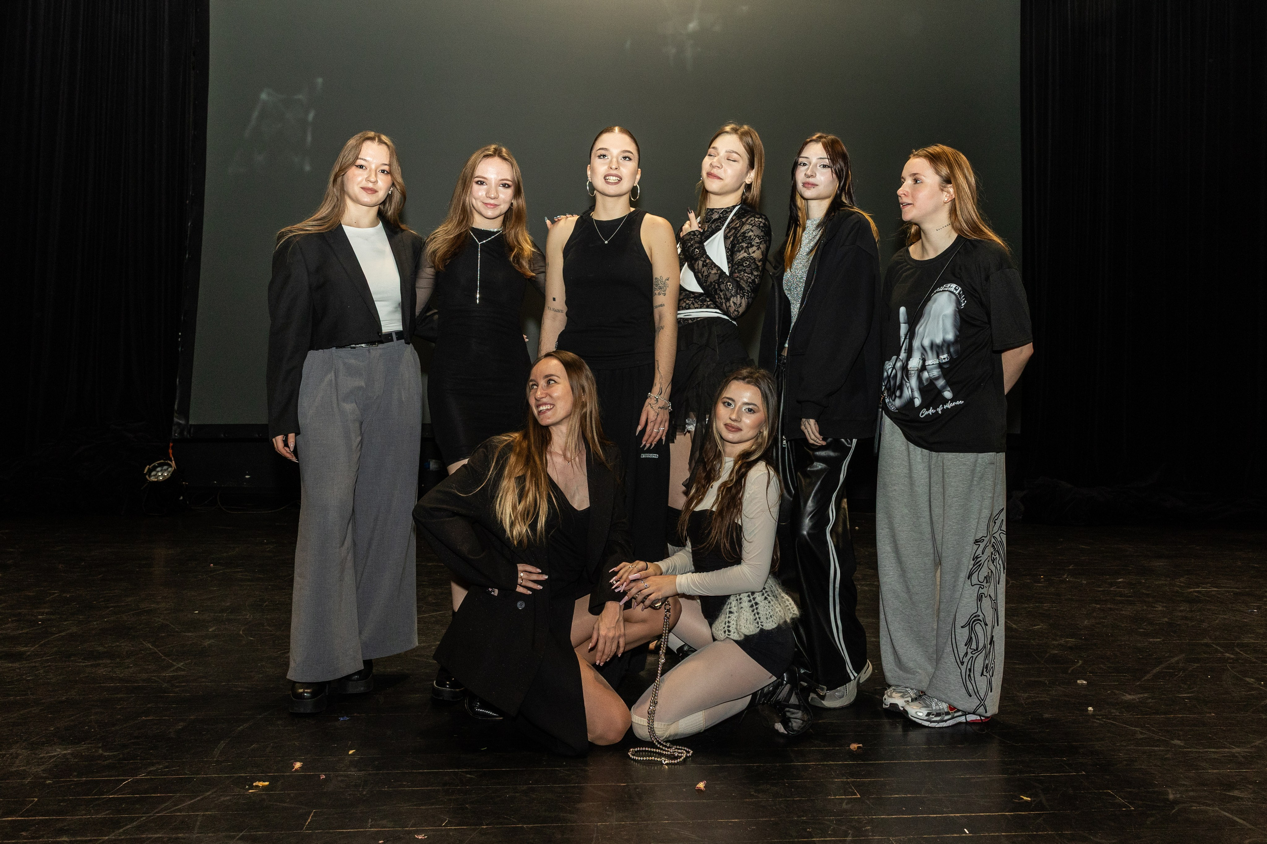 LEO DANCE SHOW WINTER 2025. Семейный и детский фотограф в Варшаве Мила Бобровская