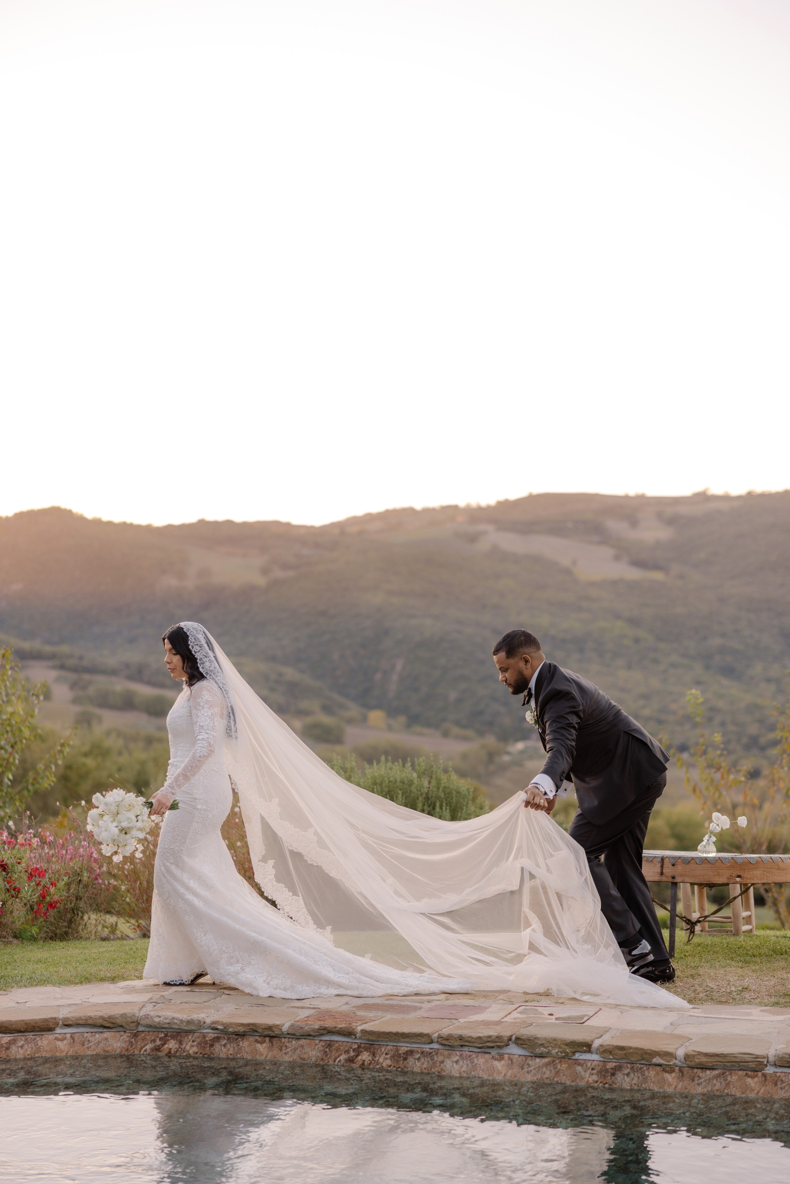 Mitcell&Melanie digital. Wedding photographer Italy