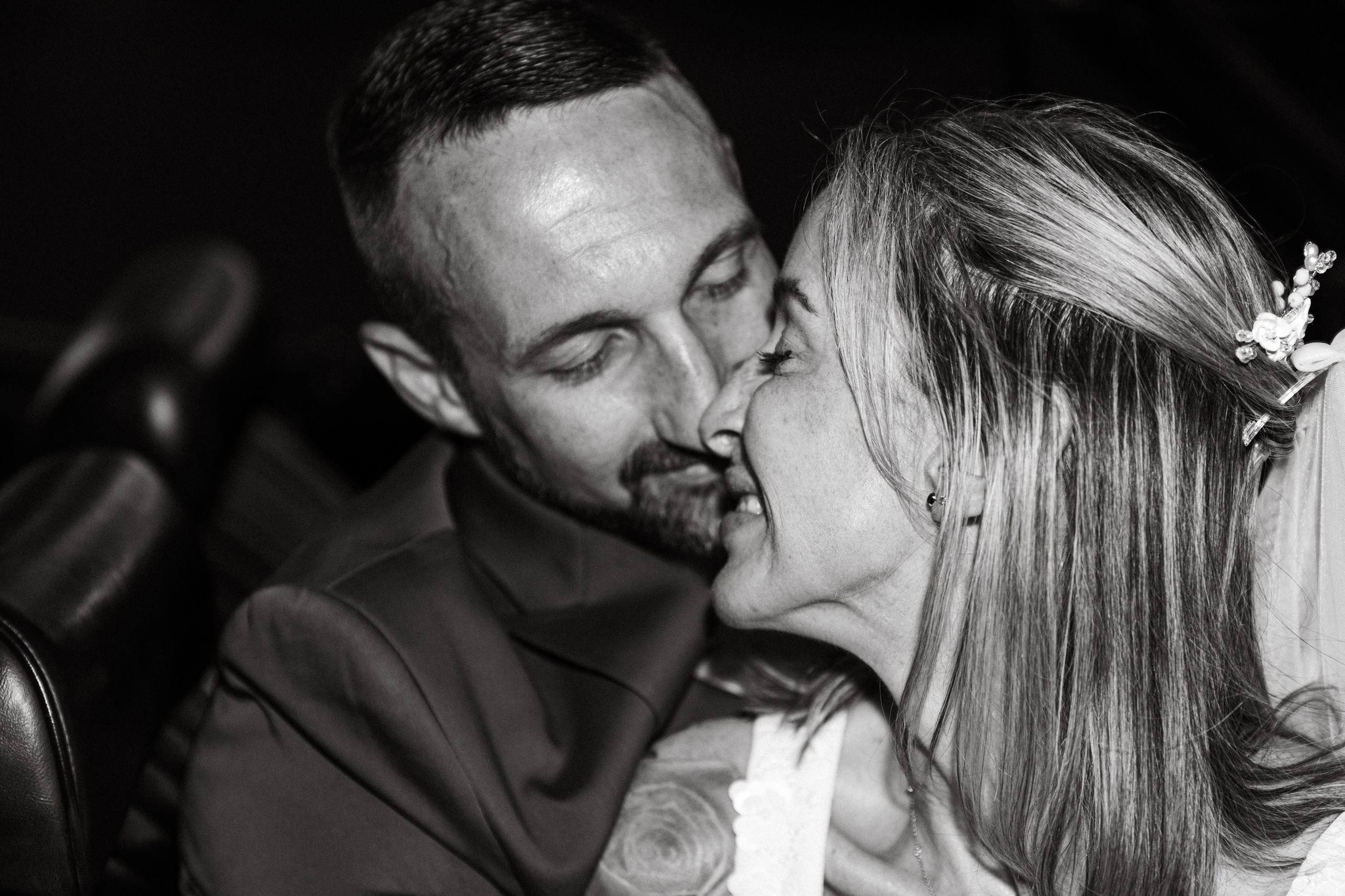 Cathy&Aaron. Wedding & elopement photographer Viktoriya Kravtsov. Las Vegas