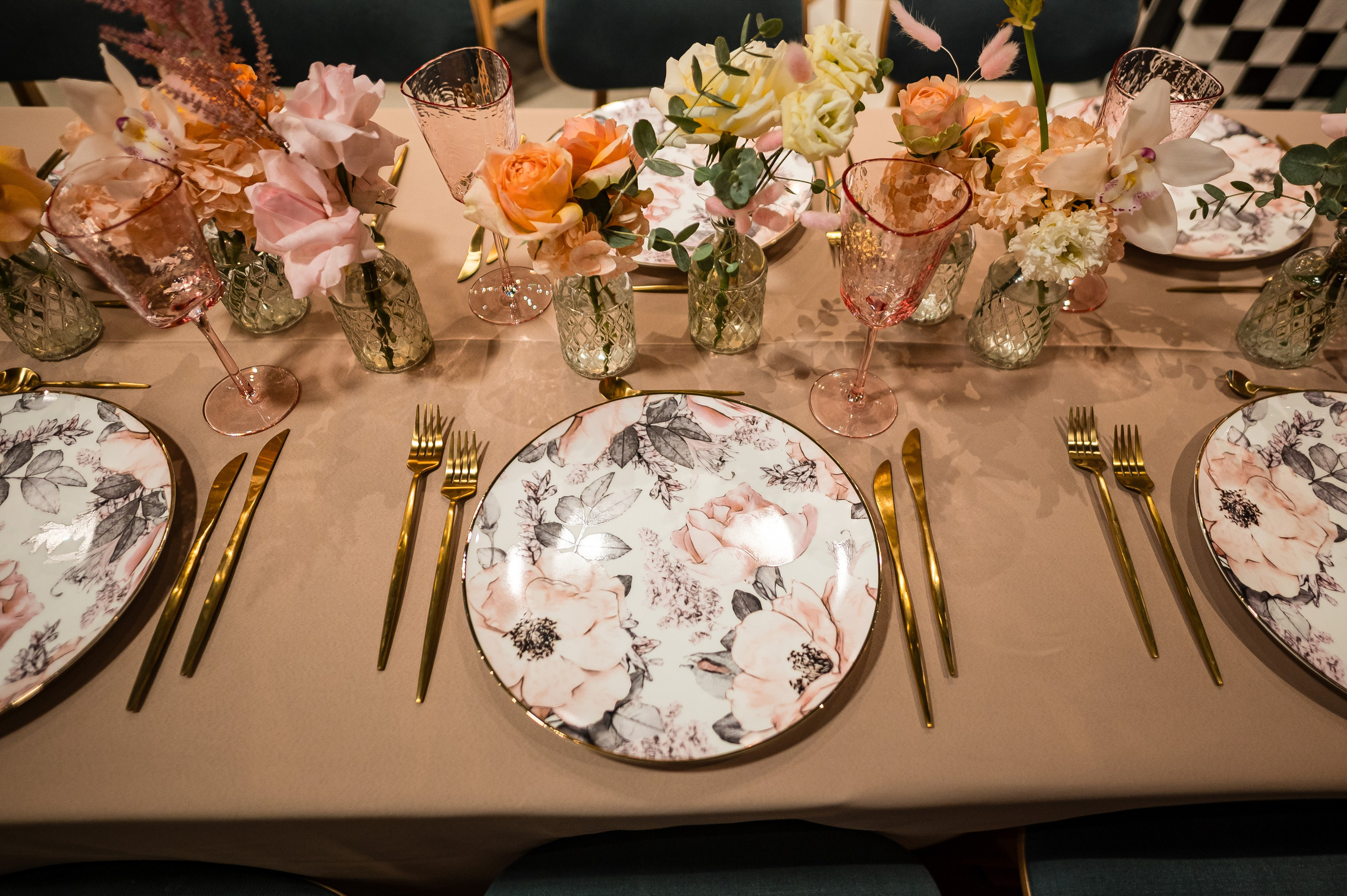 Decor Restaurant. Andrei Samuel – Fotograf București | Evenimente, Studio, Imobiliare, Produs