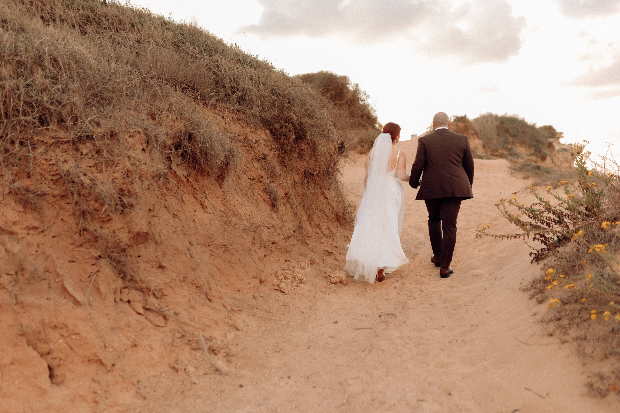 Two Souls, One Story. Https://shi-photo.com/