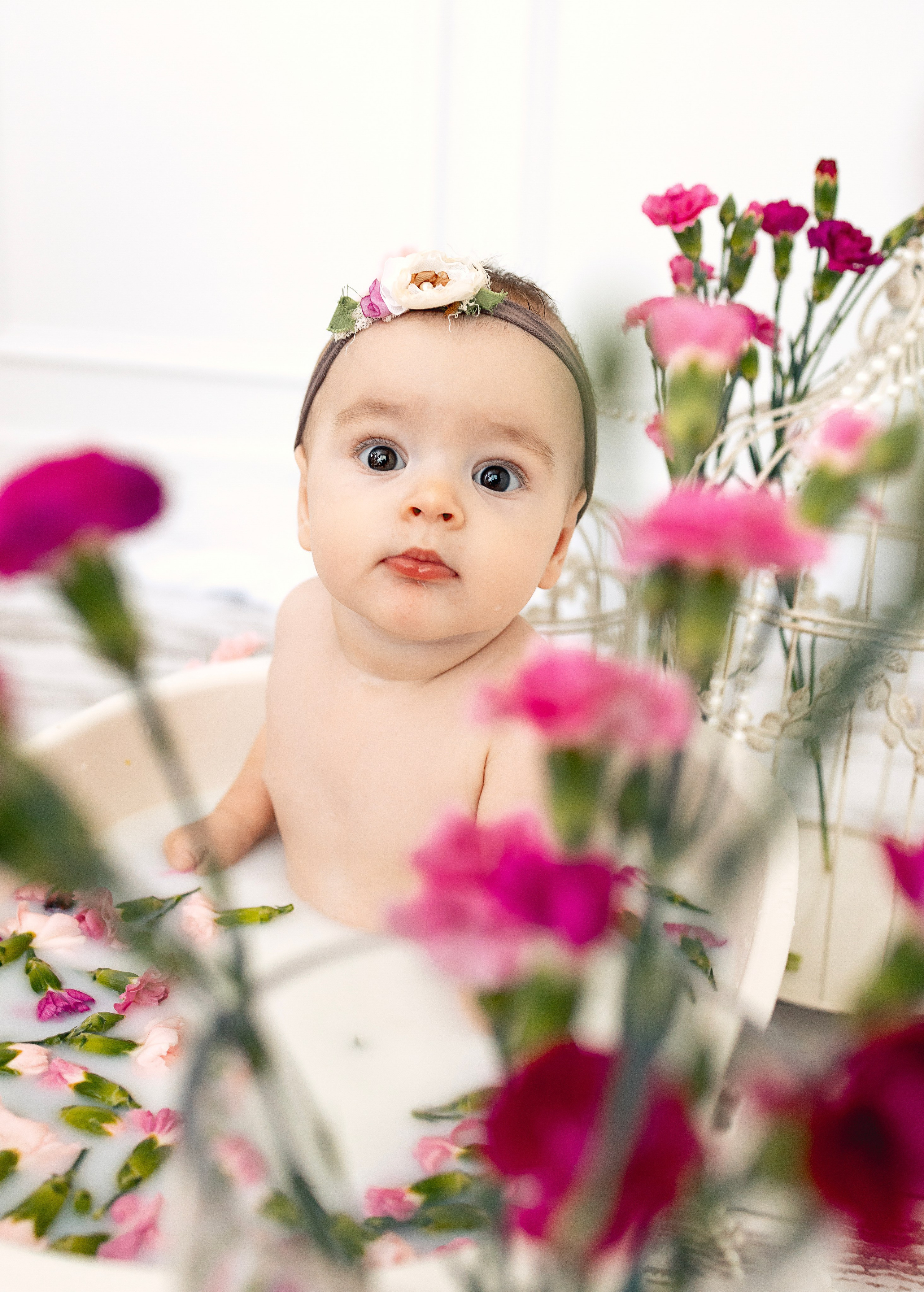 Milk bath. Anaeliseevaphoto.com