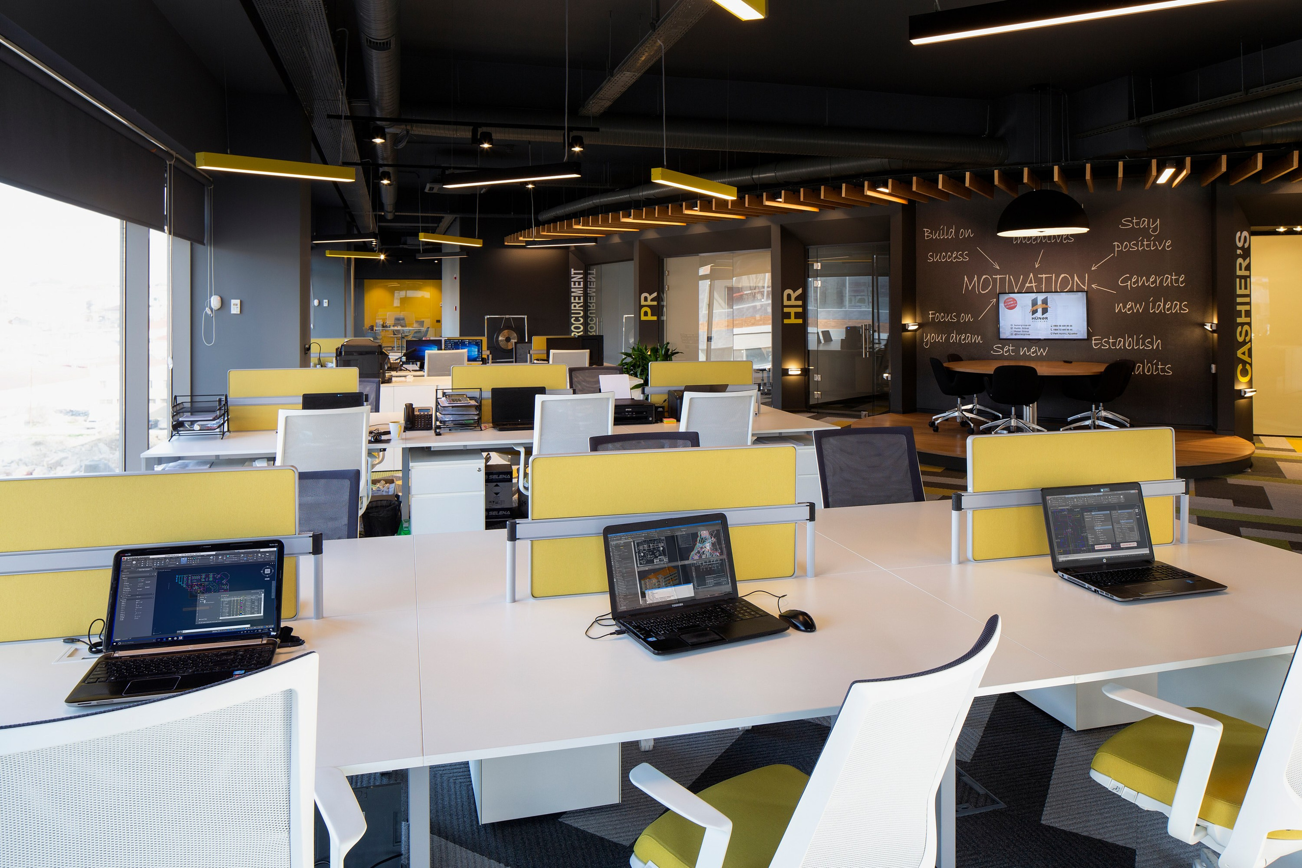 Huner Group Flex. Elmar Mustafazadeh Photography