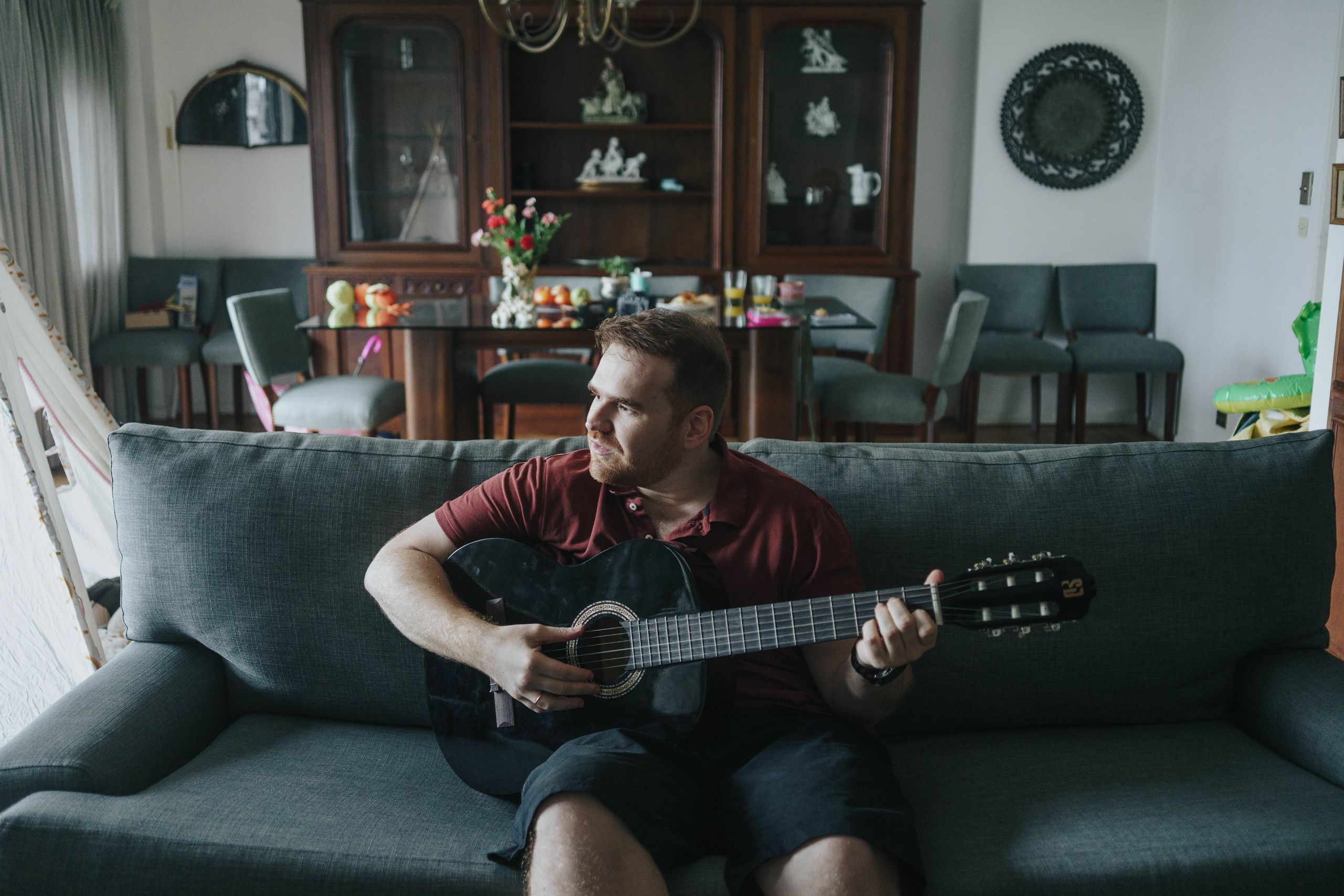 Family photo shoot. Buenos Aires. Photographer @elmirkami in the city of Buenos Aires