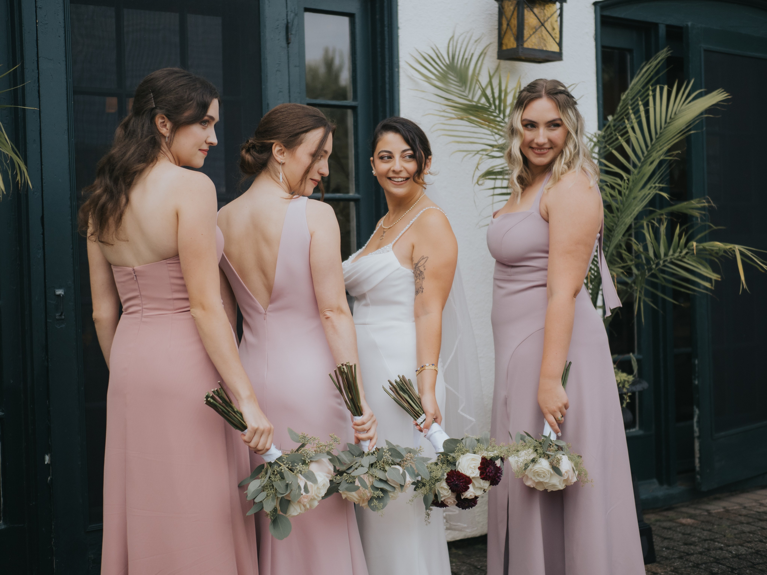 Wedding of Cassandra and Loïc in Beaconsfield, Montreal. Wedding and Family Photography Montreal Muriel Oe Photo