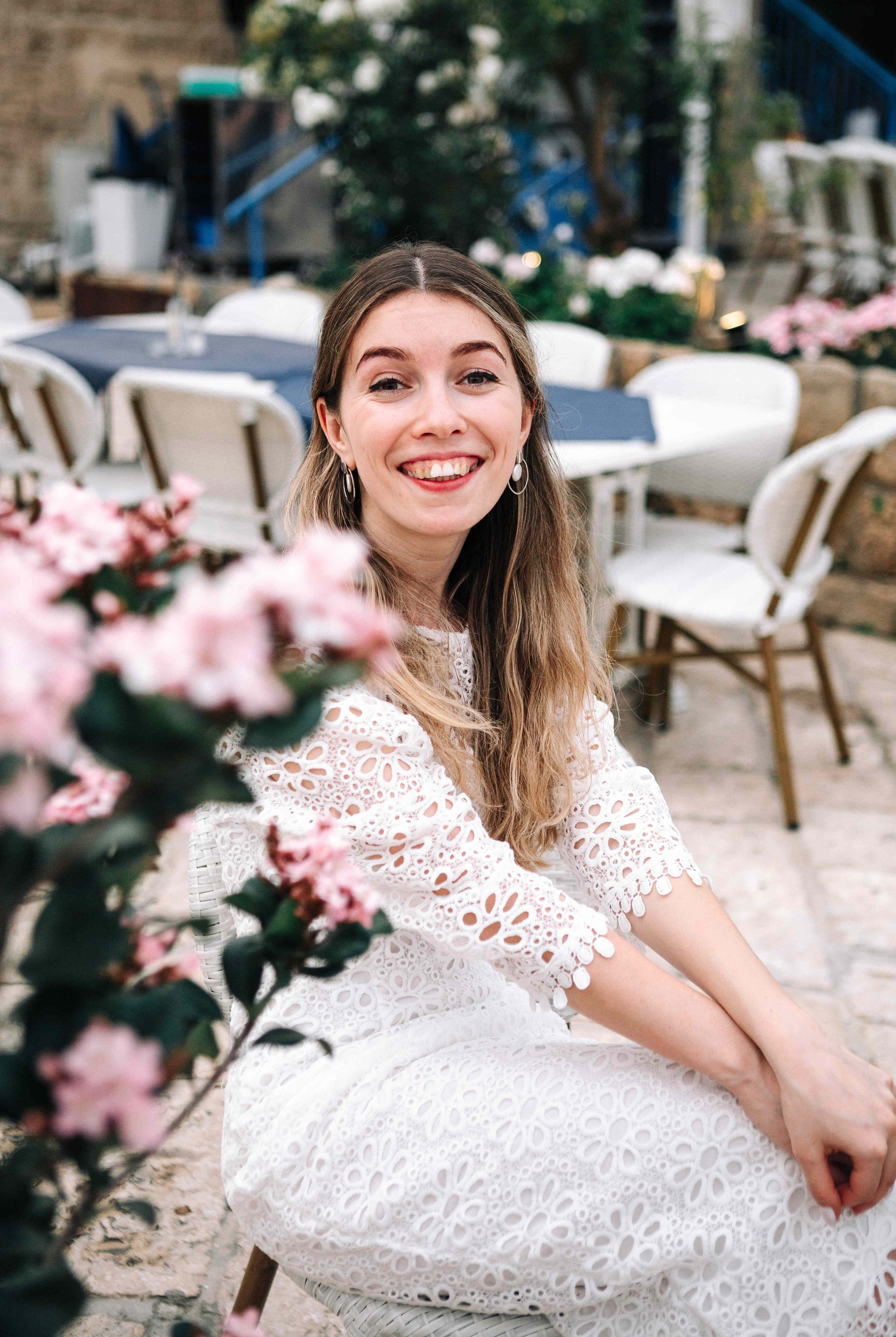 LOVERS IN JAFFO. PHOTOGRAPHER IN ISRAEL