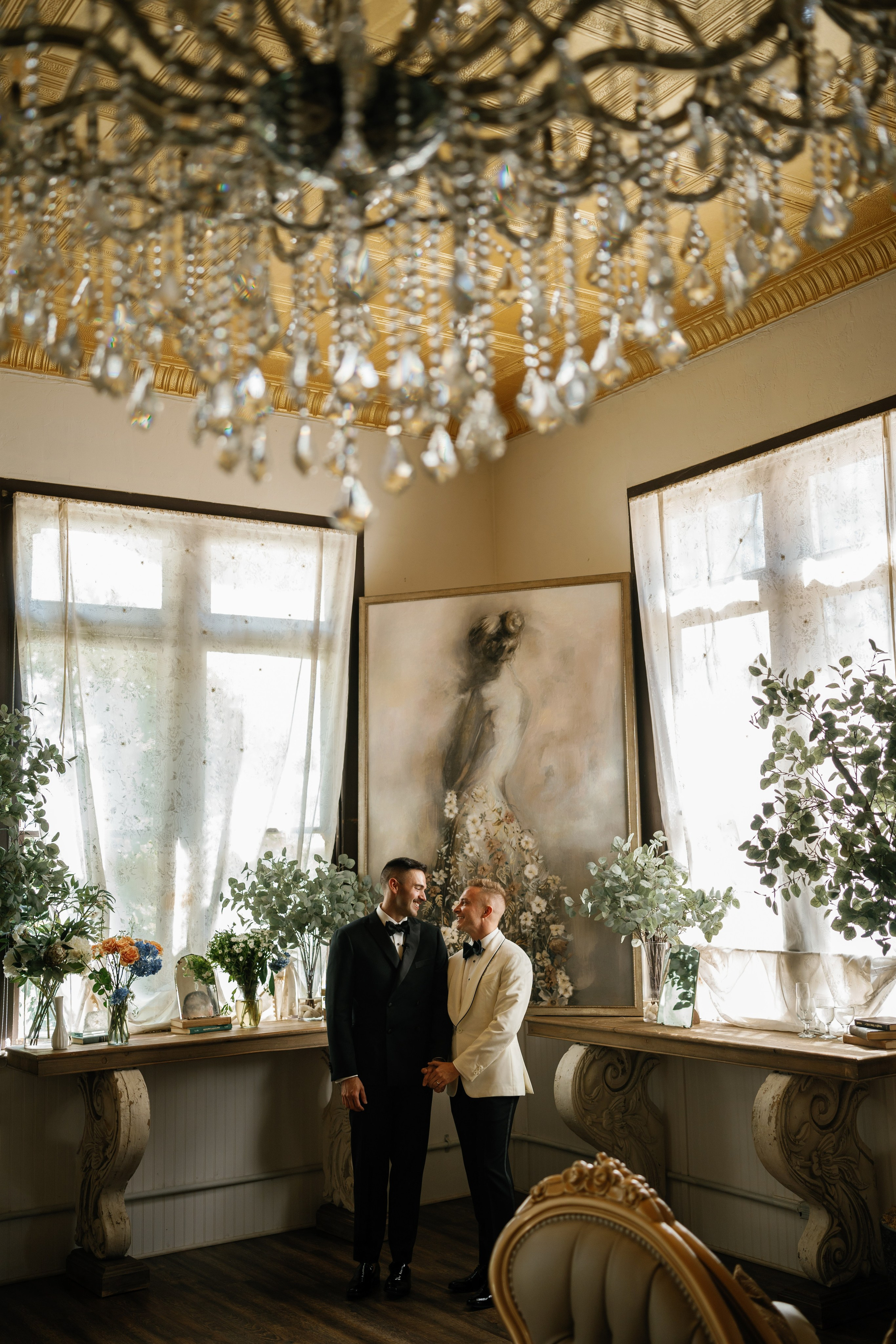 LGBT wedding photographer in California. Wedding Photography & Videography Team in California, Los Angeles, San Francisco, San Diego and Travel