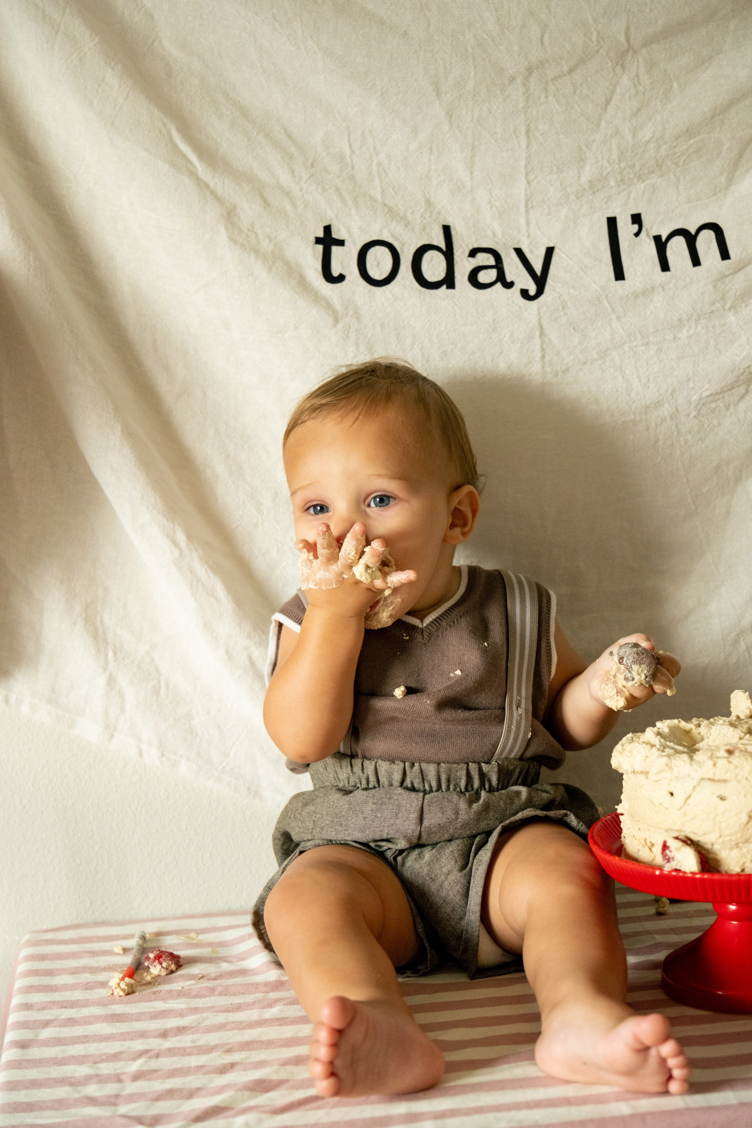 Veniamin 1 year party. Photographer Vladmir Gladkov