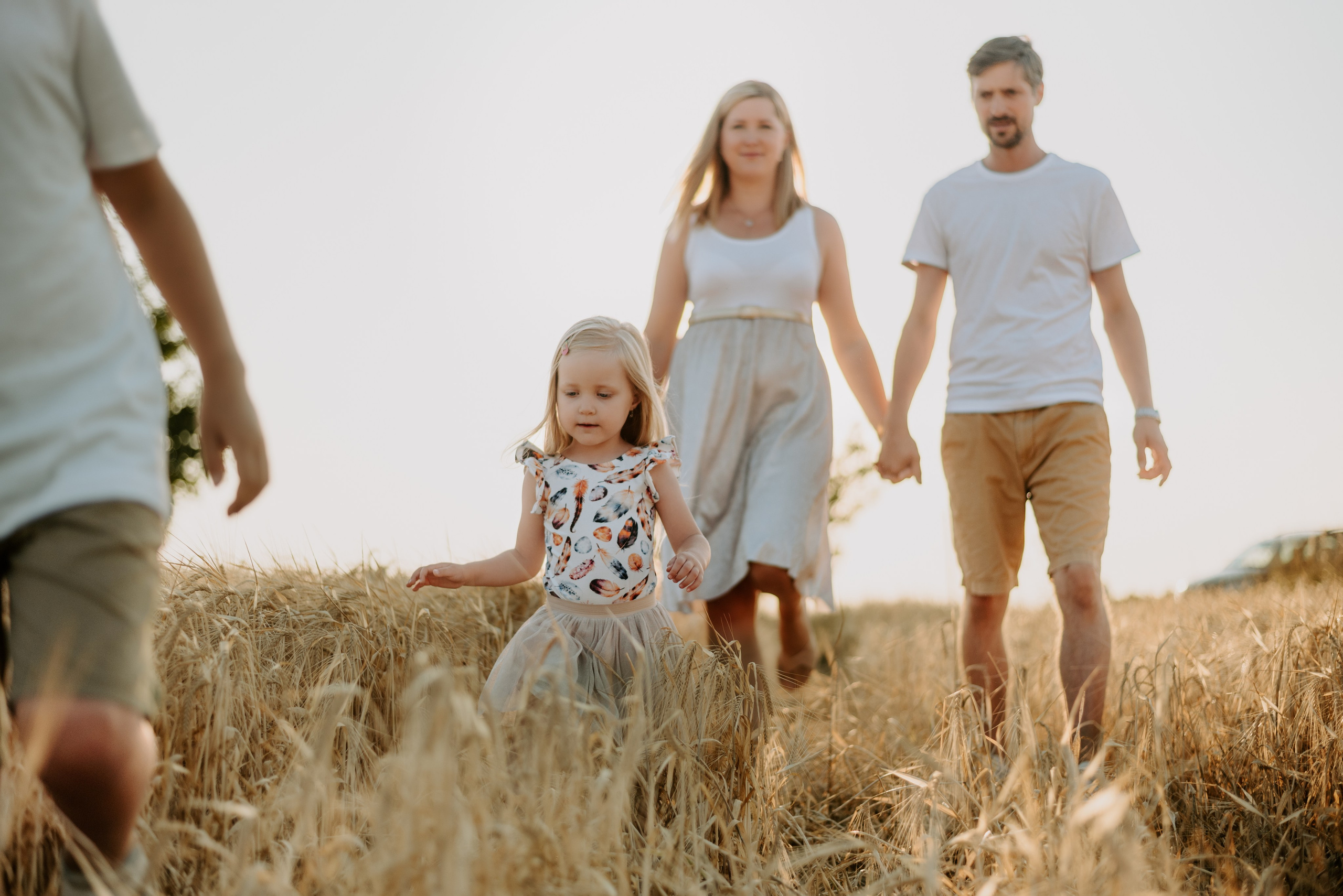 Lucka and family. Lifestyle, wedding and family photographer