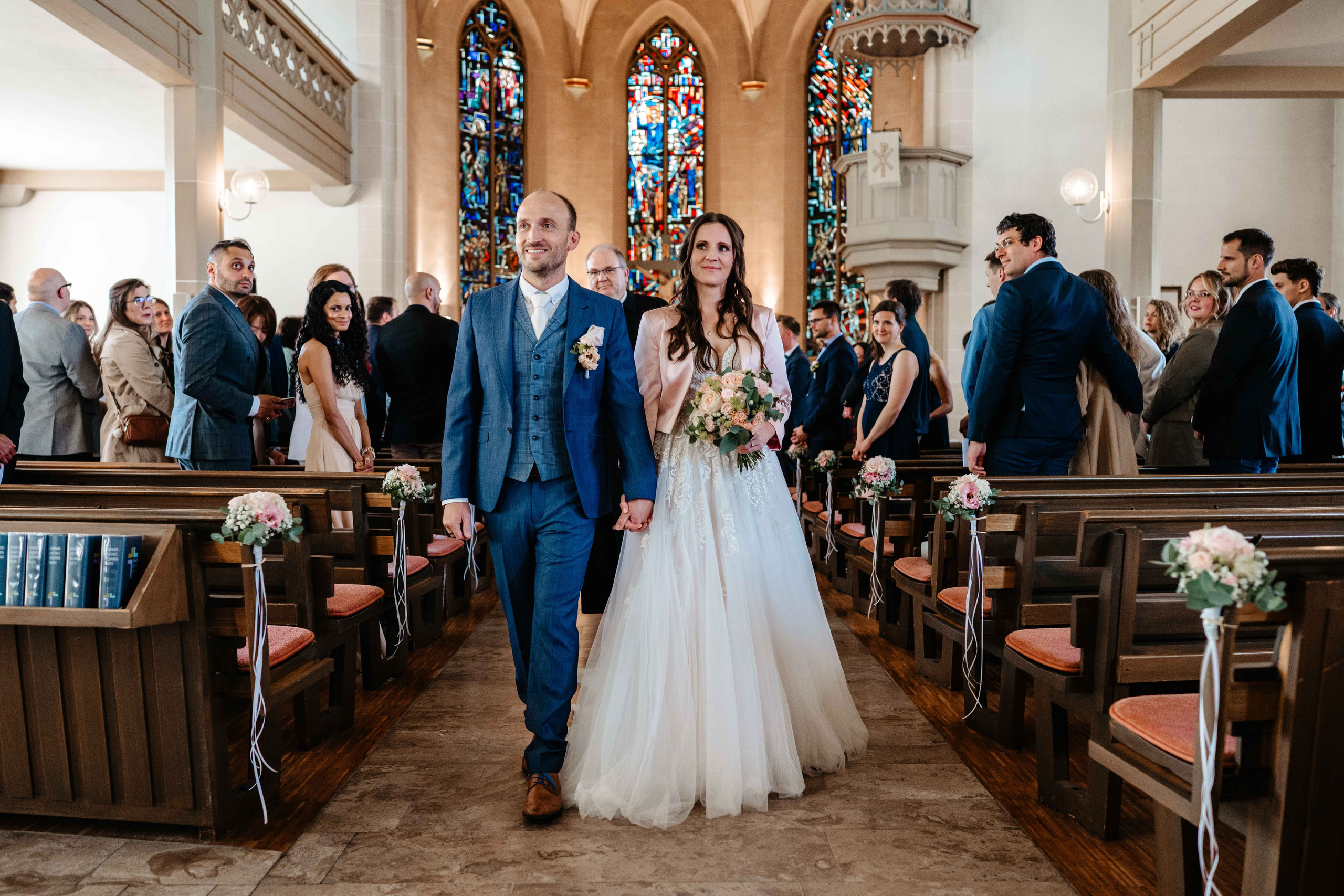 Hochzeit von Karoline & Martin im Hofgut Domäne Hechingen | GentleFrame Hochzeitsfotografie. Authentische, emotionale, zeitlose Hochzeitsfotografie aus Albstadt