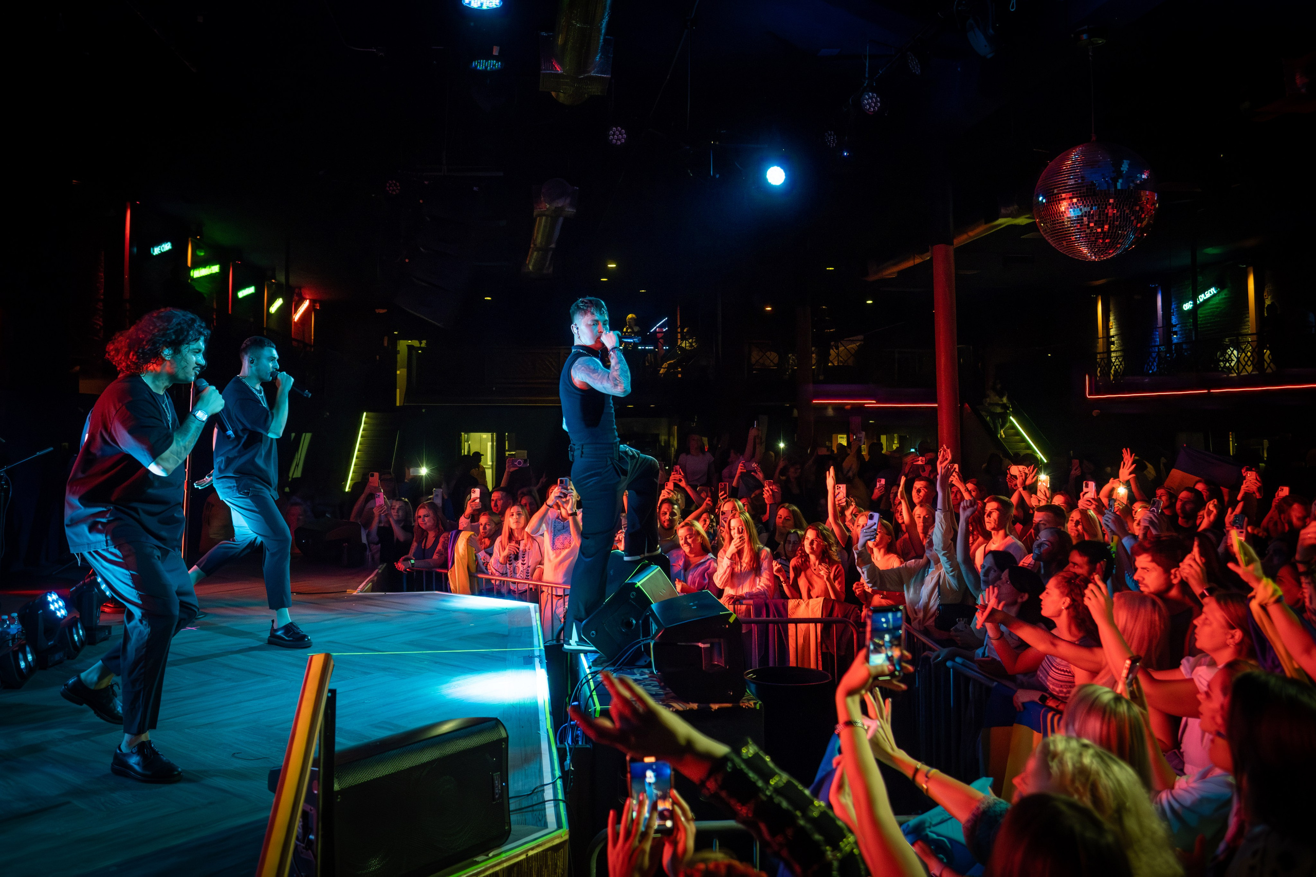 ARTEM PIVOVAROV / 2023. Reportage concert portrait photography in the San Francisco Bay Area