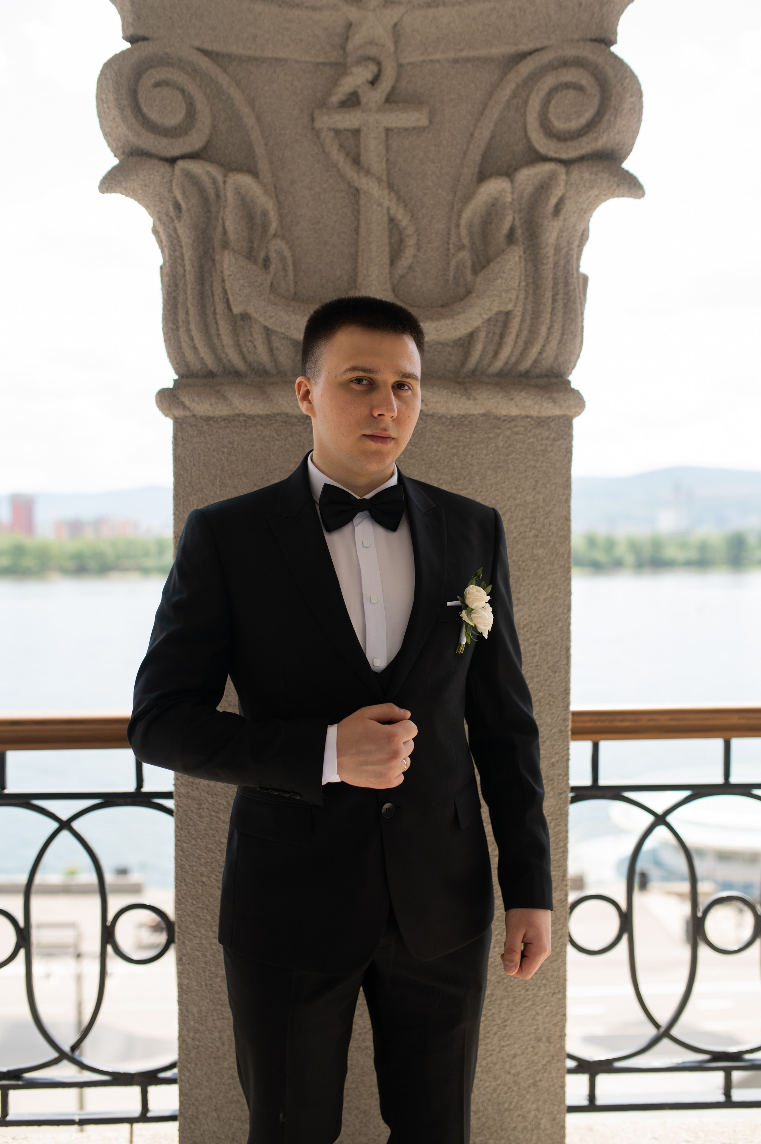 Smile. Wedding and commercial photographer