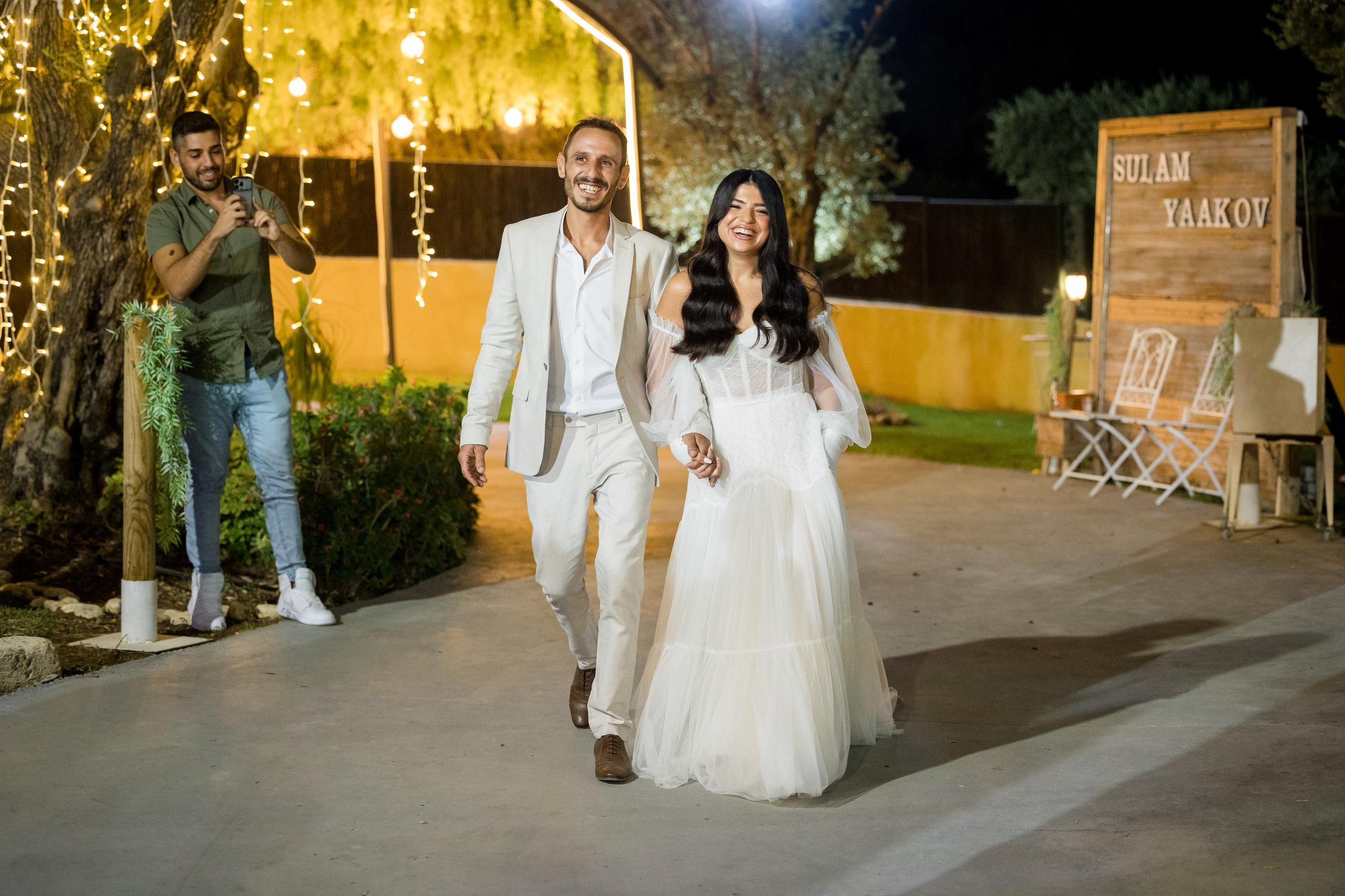 Ofri & Aharon. AMIR BUCHNIK PHOTOGRAPHER