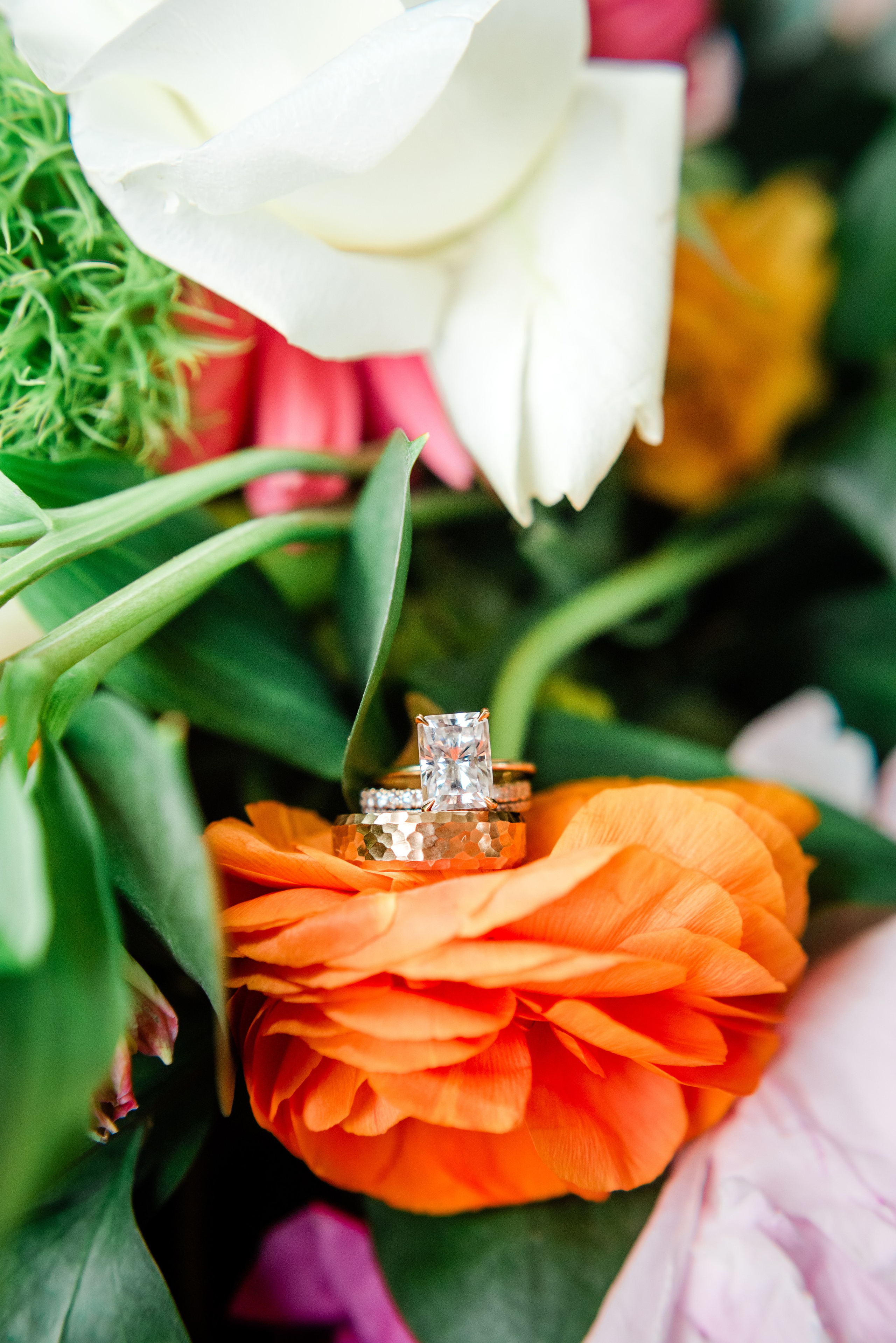 Whimsical & Colorful Backyard Wedding in Howell, MI | Michigan Wedding Photographer. Alexandria Danielle Photography | Fort Wayne & Indianapolis Wedding Photographer