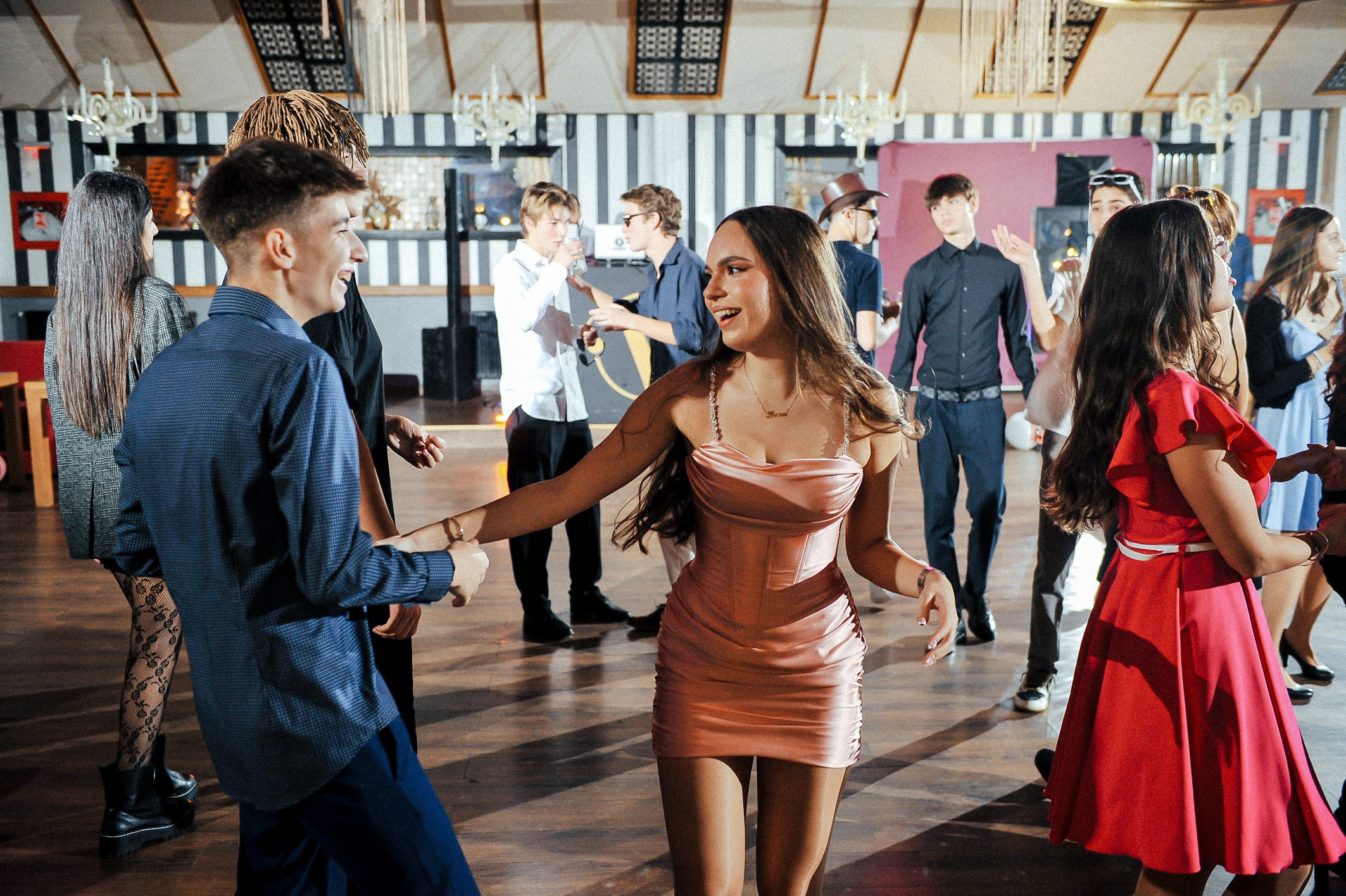 Karina (majorat). Fotograf de familie și evenimente