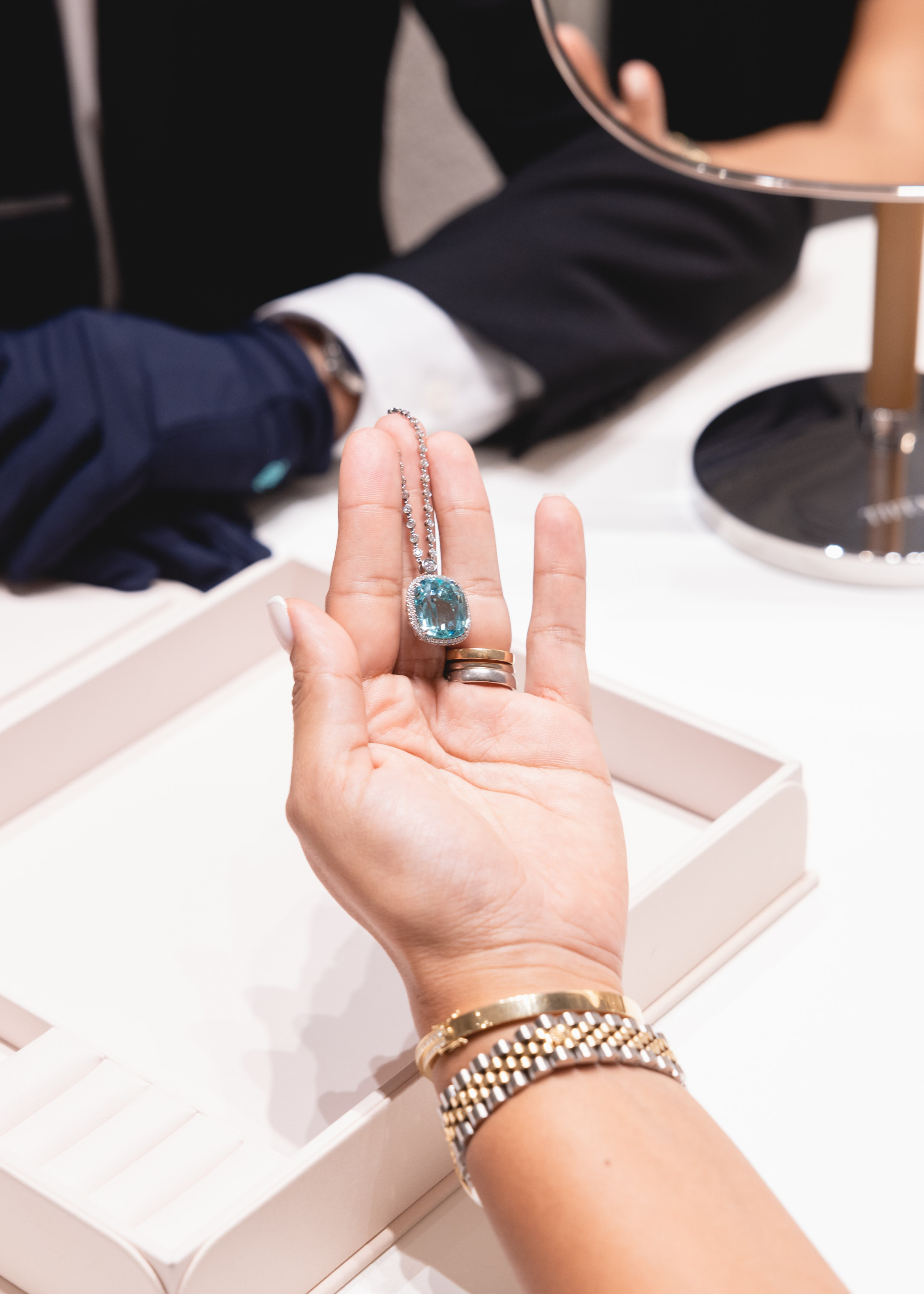 Tiffany. Professional wedding photographer in Copenhagen, Denmark — Julia Byron