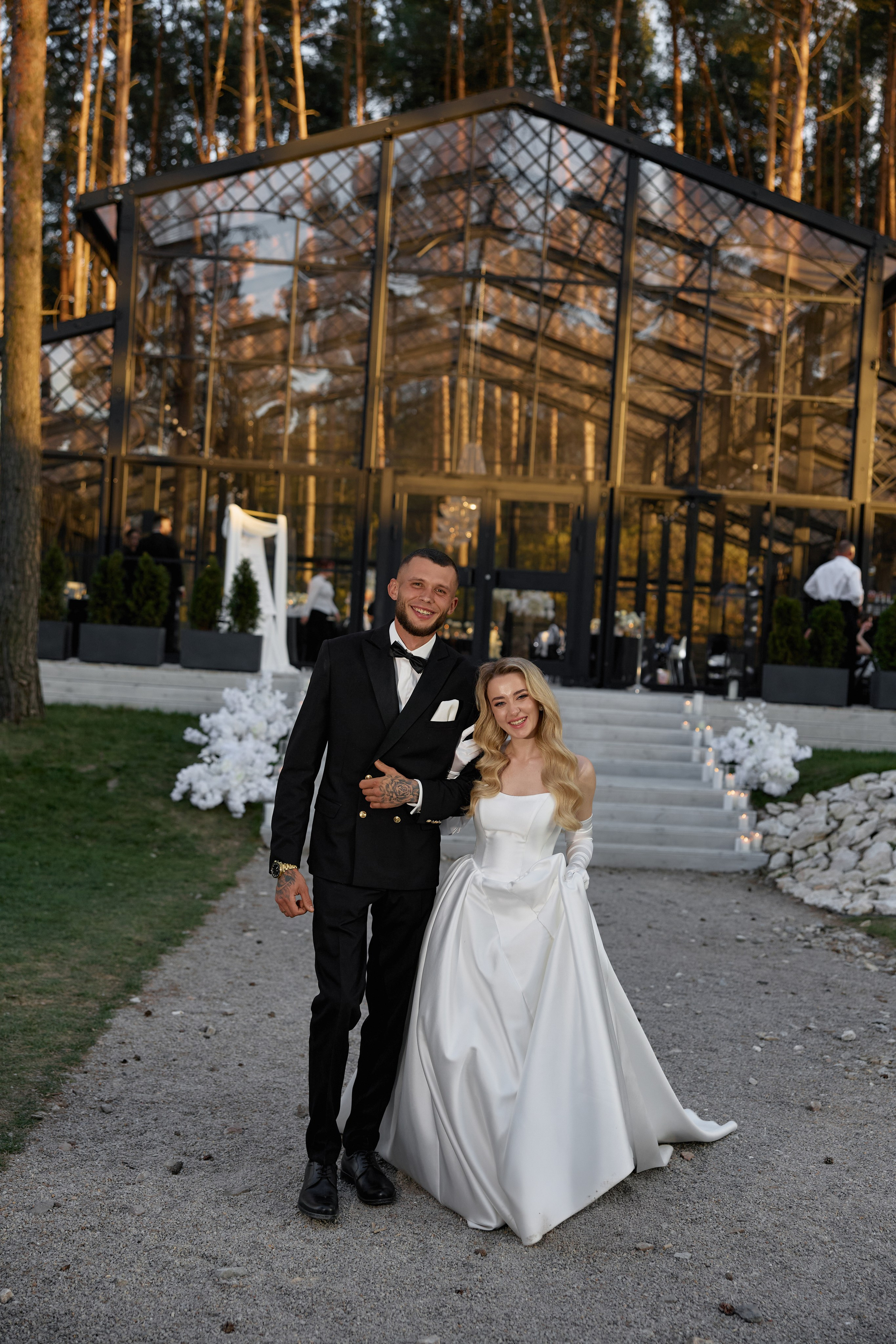 Natalia & Roman. Dworek przy lesie. Fotograf ślubny i rodzinny w Krakowie Yana Klymova