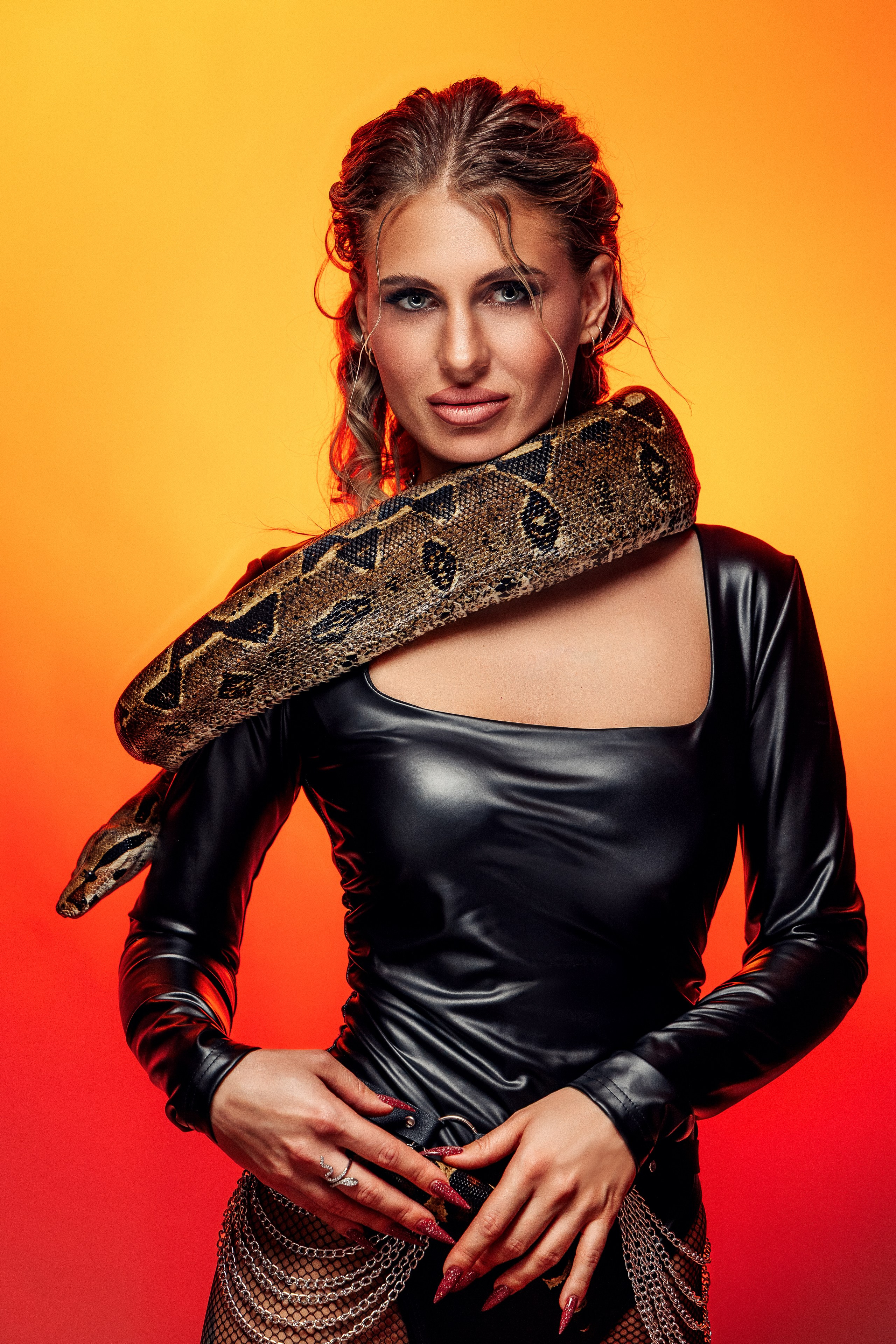 Nadzeya (Boa photoshoot) 09.03.2025. Portree- ja perefotograaf Anton Hansen Tallinnas, Eestis