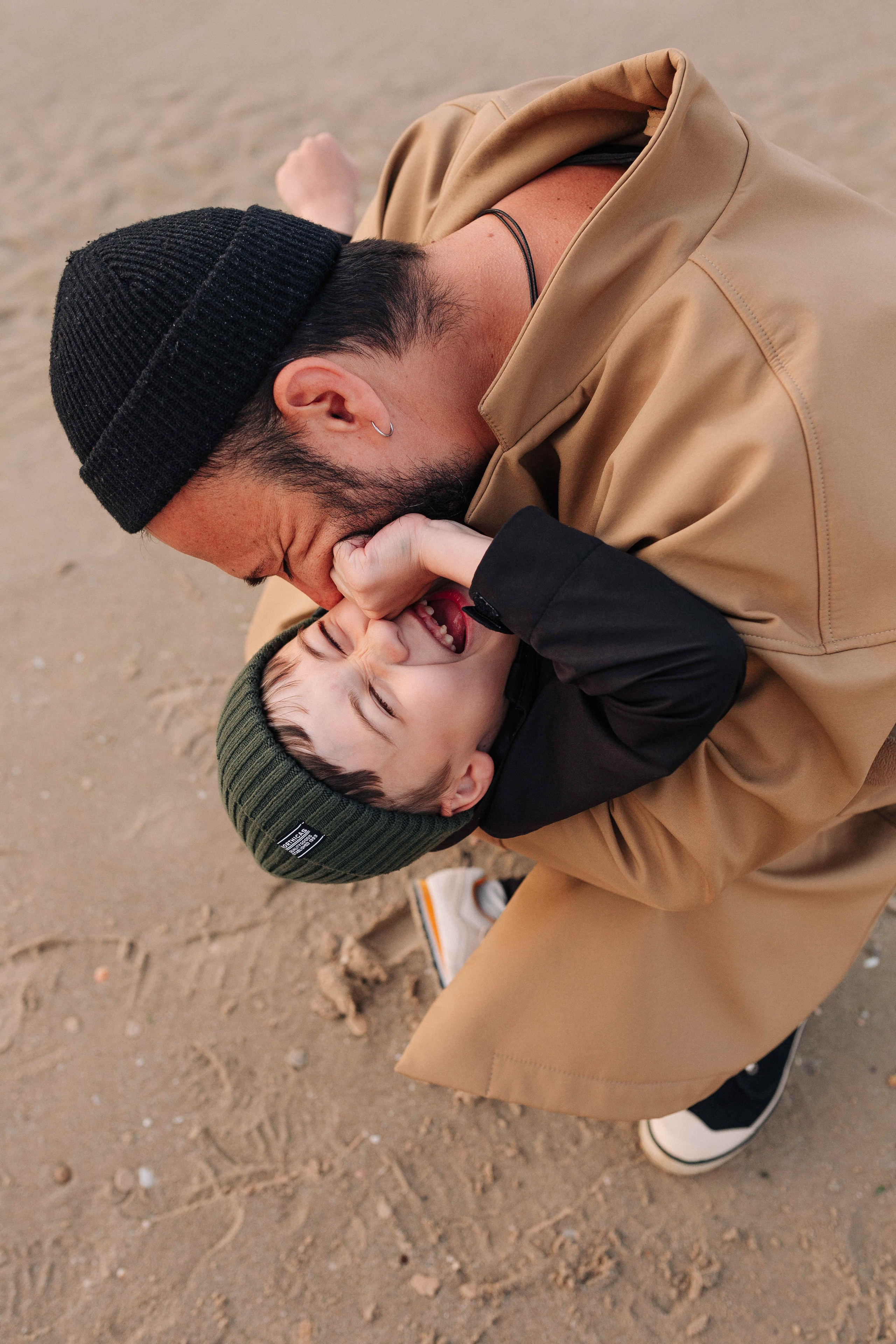 WINTER PHOTOSESSION AT THE SEA. Https://shi-photo.com/