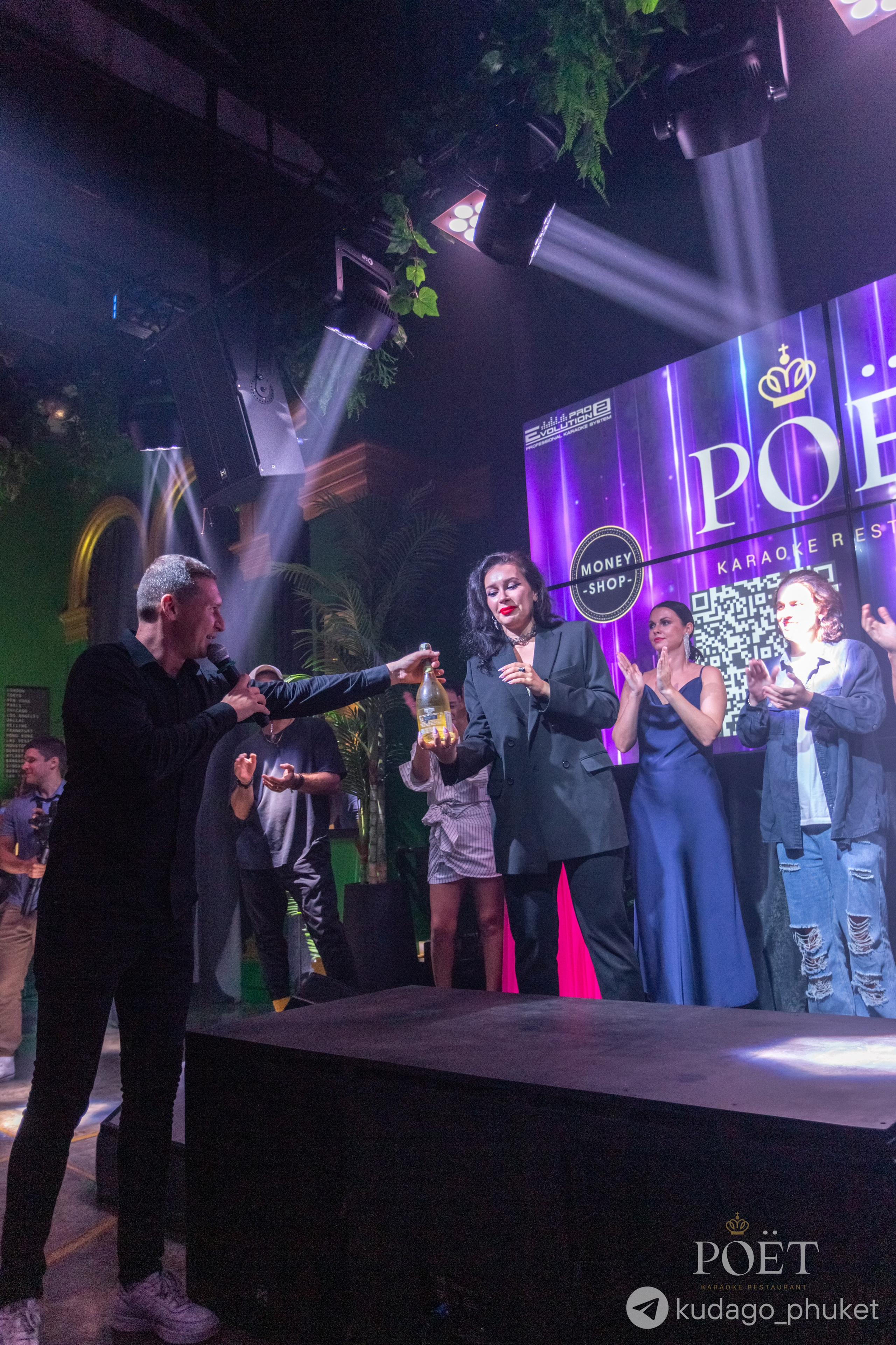 Вокальный конкурс POËT | Фоторепортаж | Афиша | DAVAYSXODIM.com PHUKET. АФИША|ФОТОРЕПОРТАЖИ|ИВЕНТЫ|ПХУКЕТ