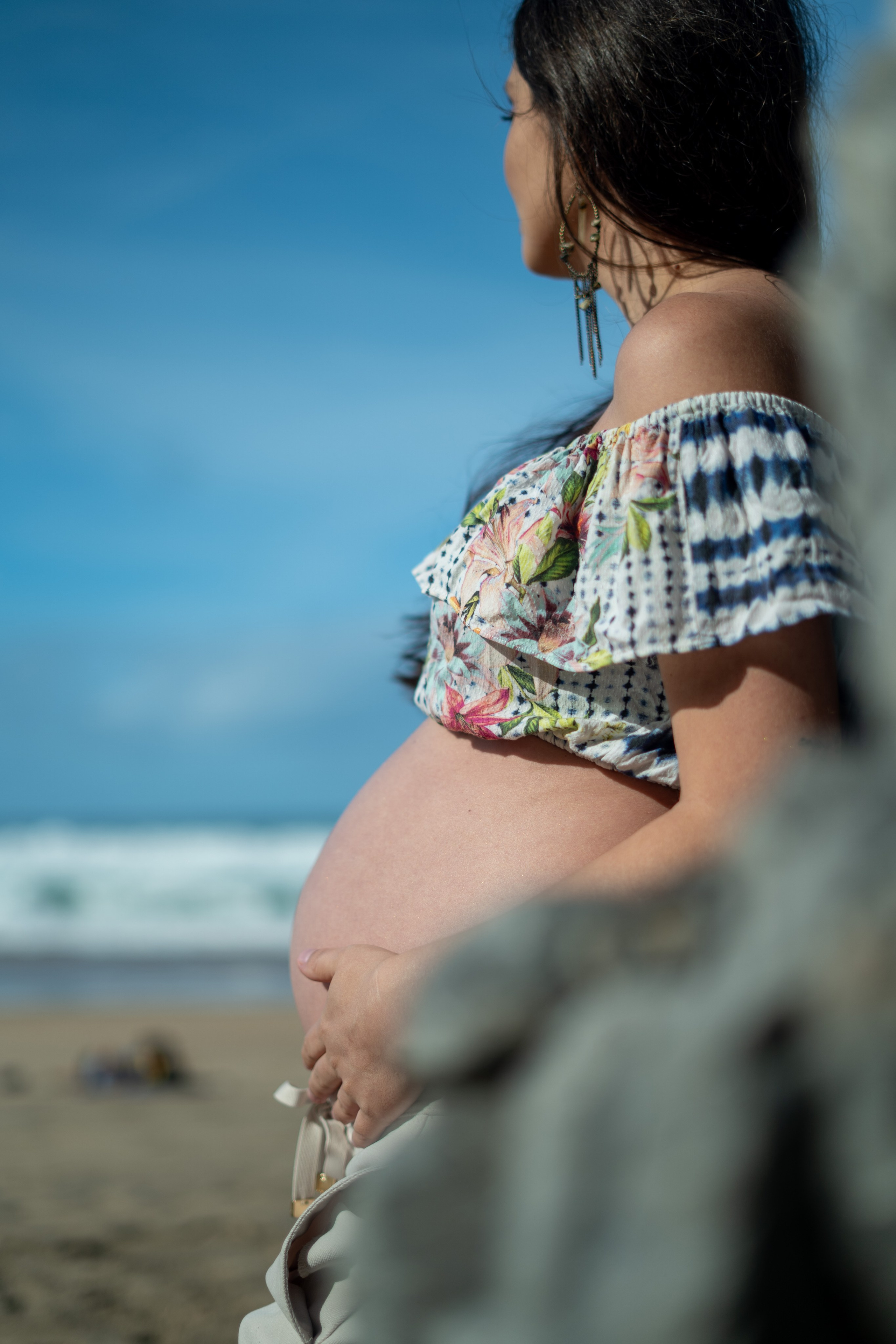 Ensaio Praia — Rafaela e César. Frames by Giovani Braga