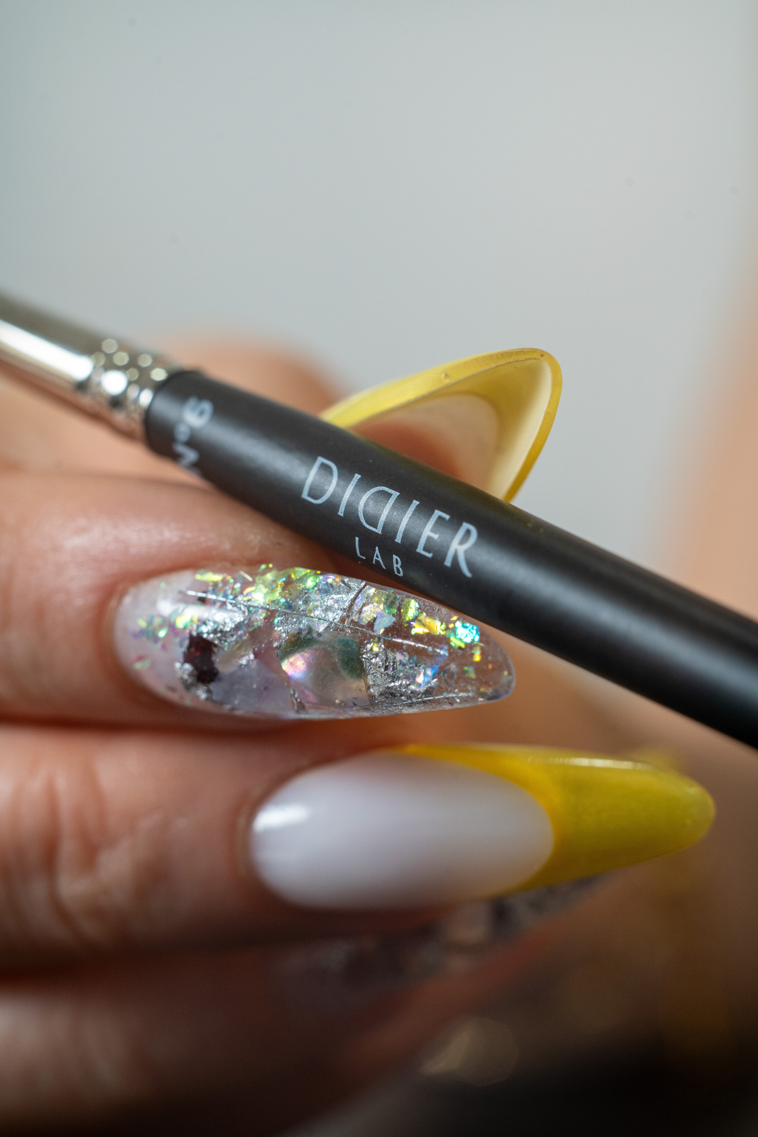 Nina Petrasco. Frames by Giovani Braga